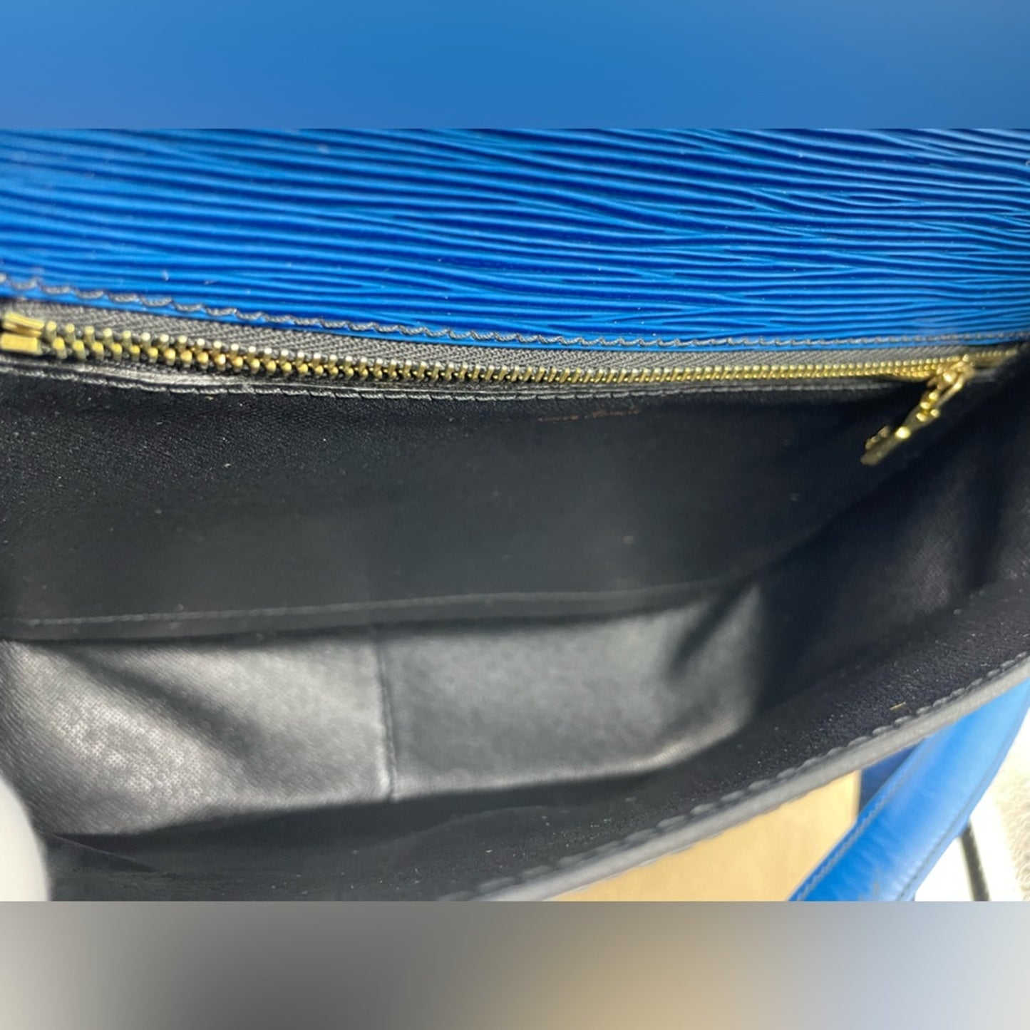 Louis Vuitton Epi Saint Cloud Sling Bag