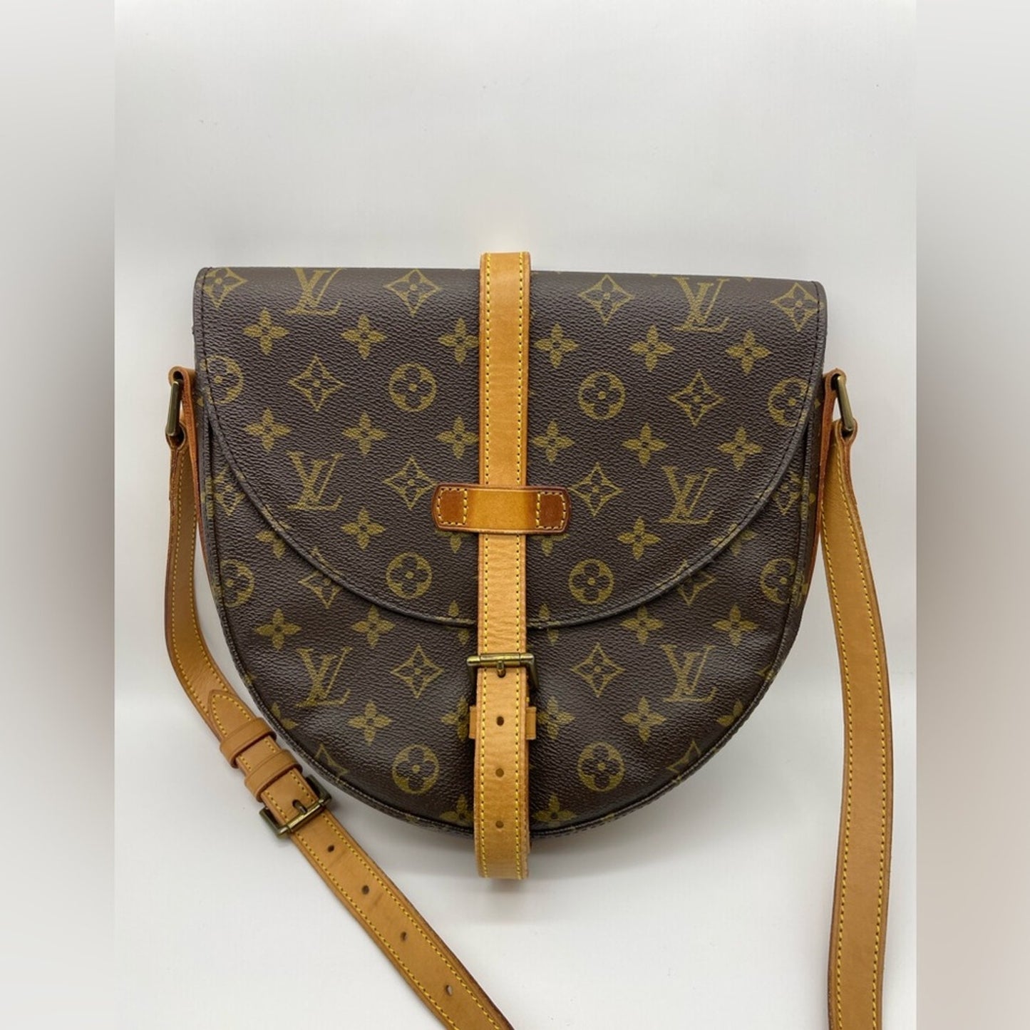Louis Vuitton Monogram Chantilly GM Sling Bag
