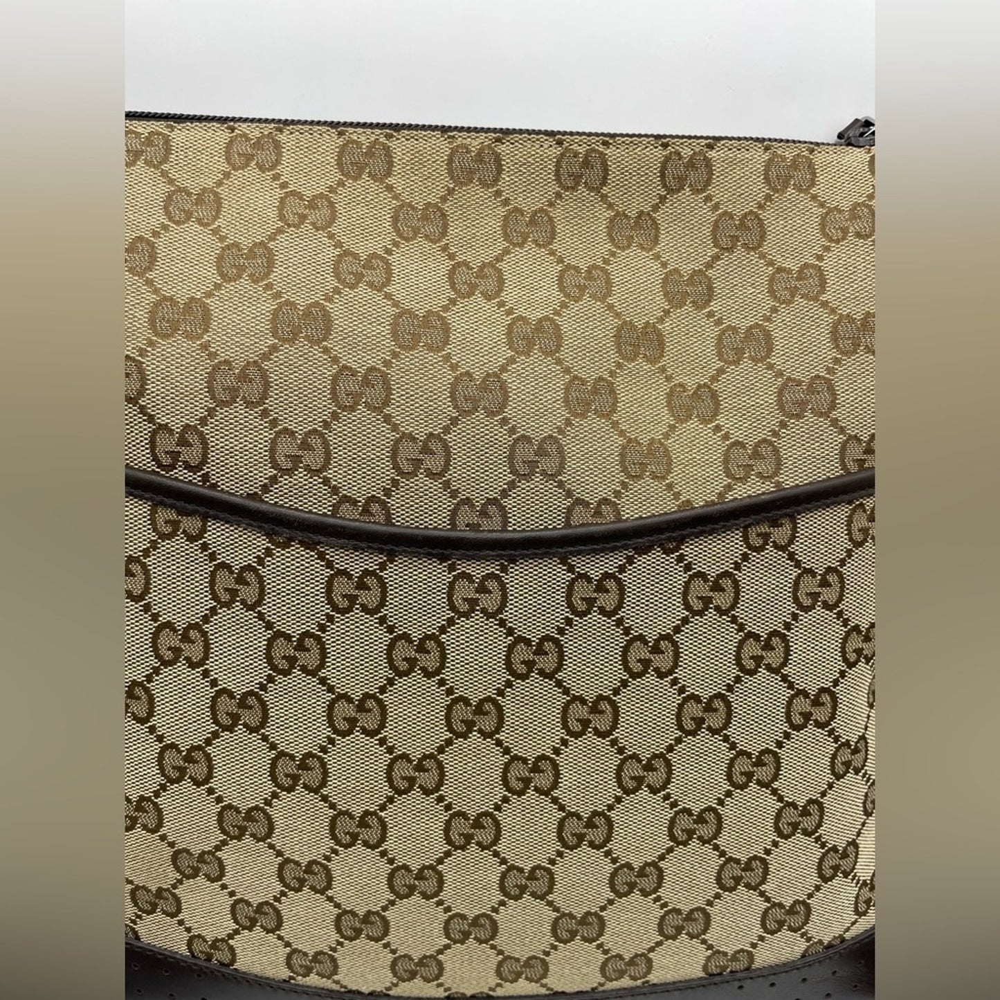 Gucci Sling/Crossbody Bag