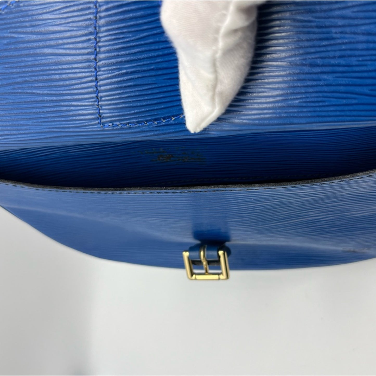 SOLD! Louis Vuitton Jeune Fille Epi Crosbody Bag