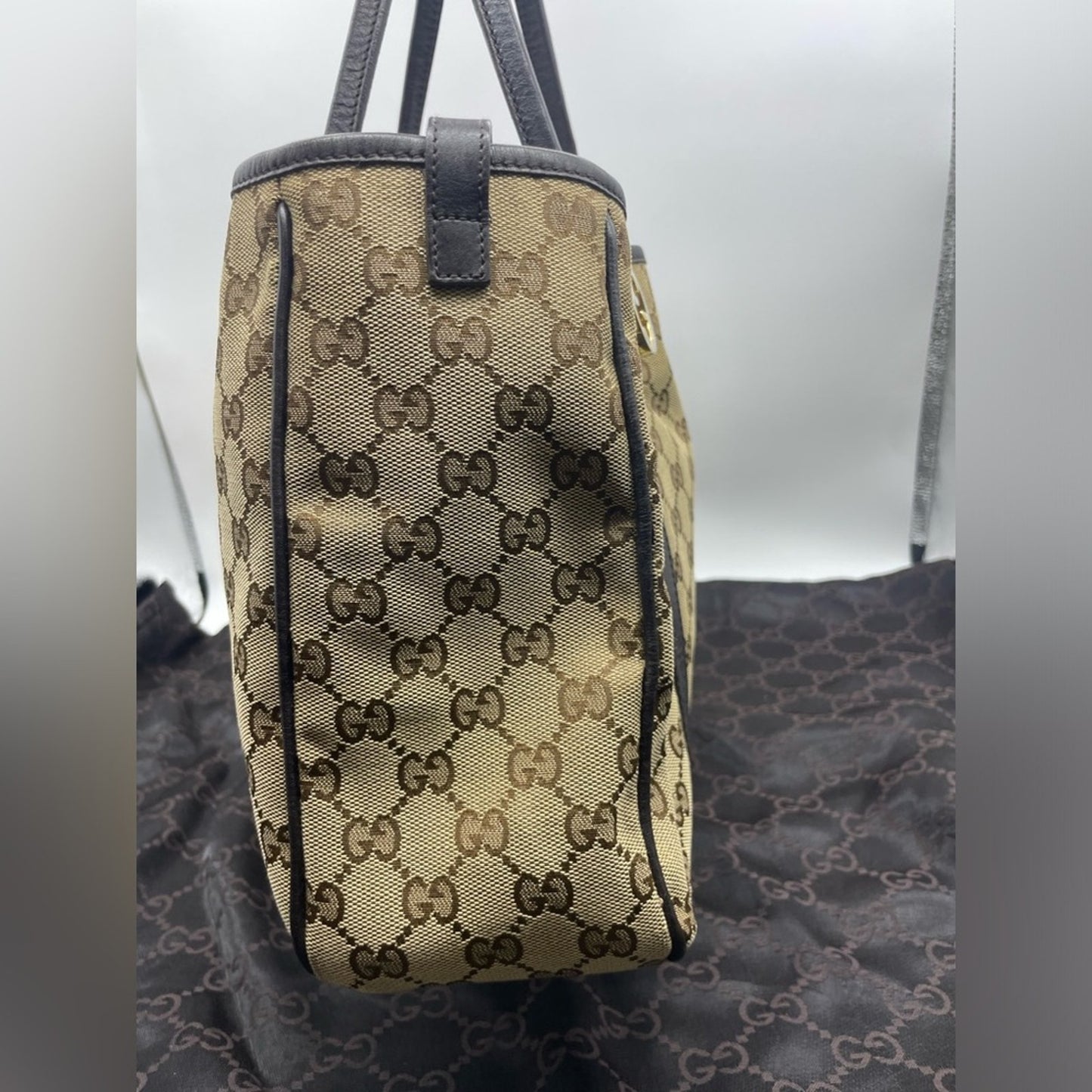 SOLD! Gucci Tote Bag