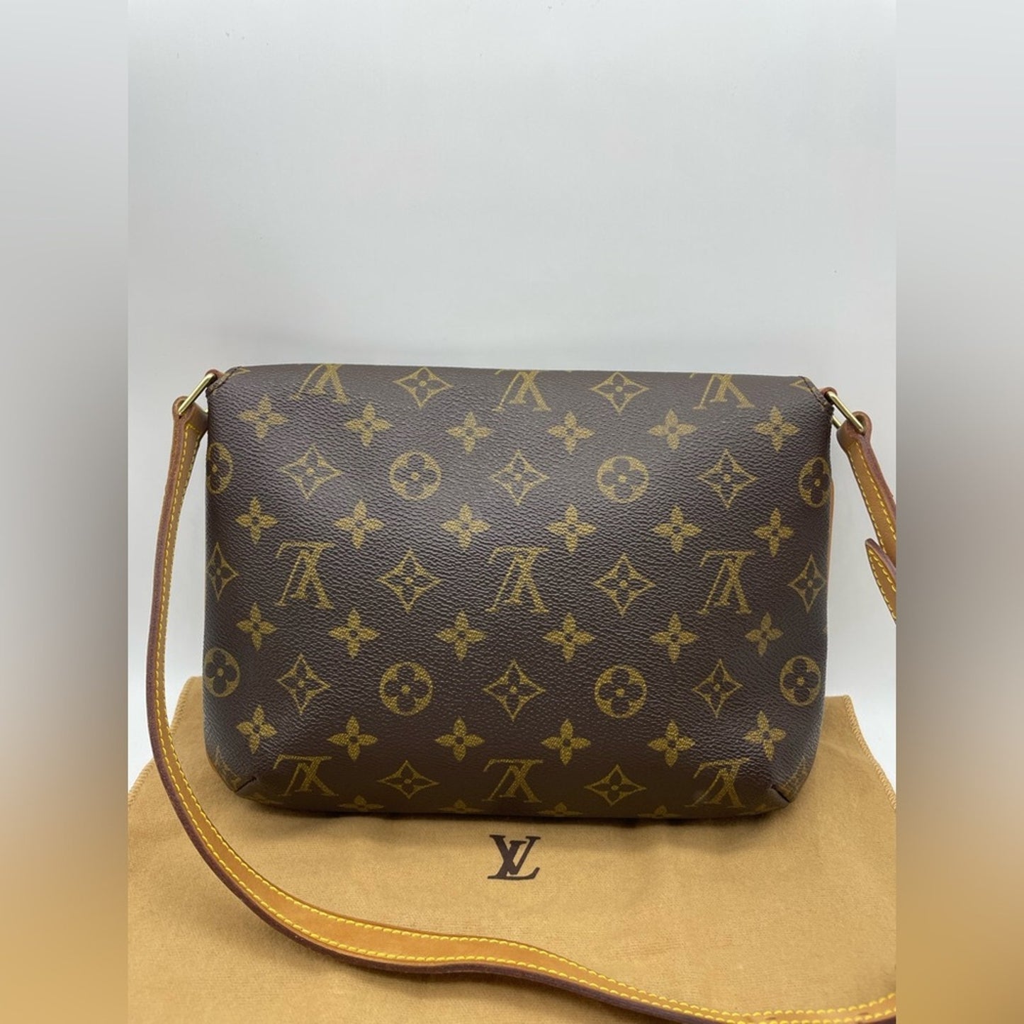 SOLD! Louis Vuitton Monogram Musette Shoulder Bag