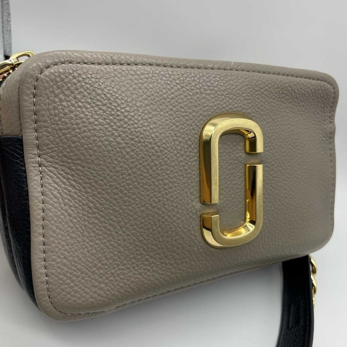 SOLD! Marc Jacobs Softshot Crossbody Bag
