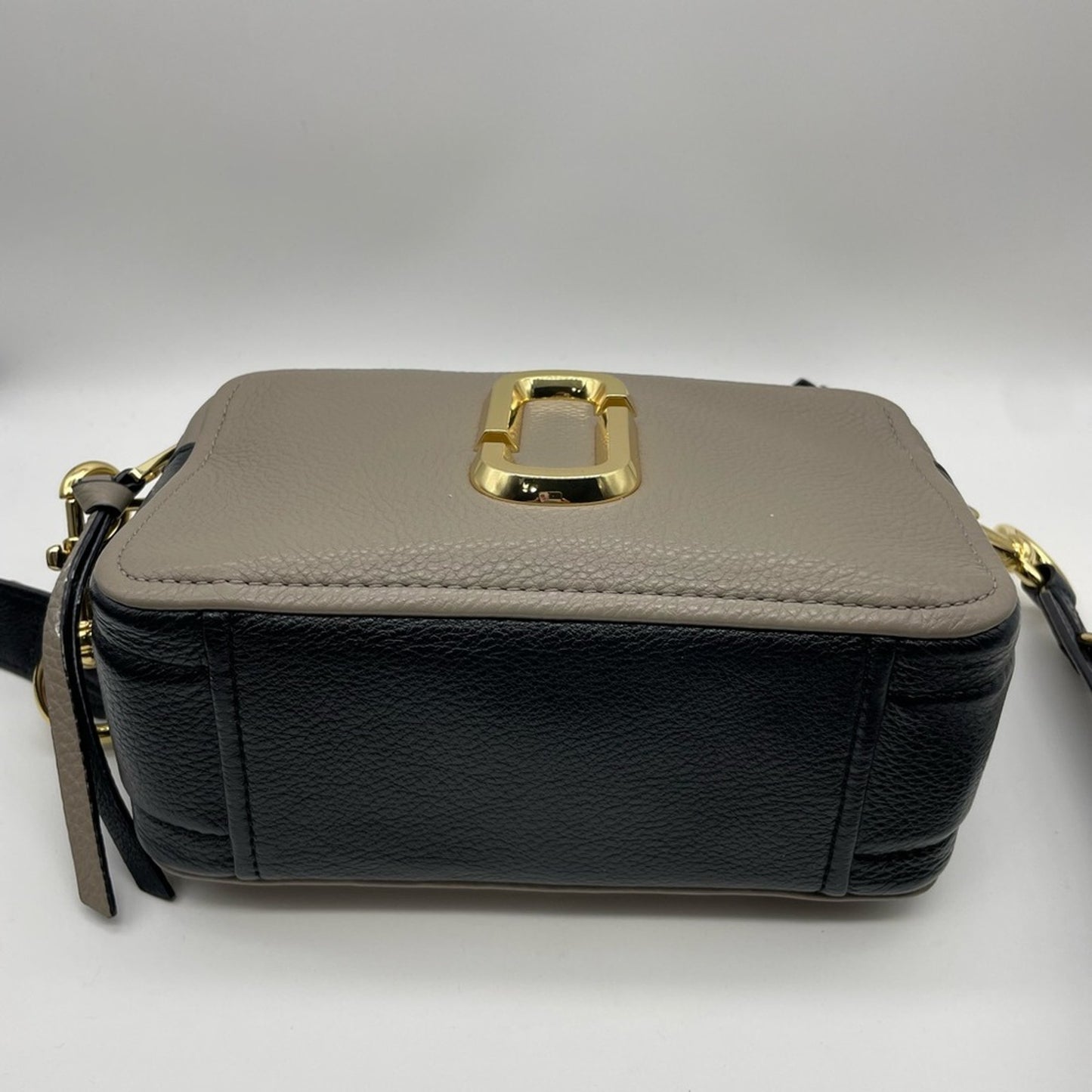 SOLD! Marc Jacobs Softshot Crossbody Bag