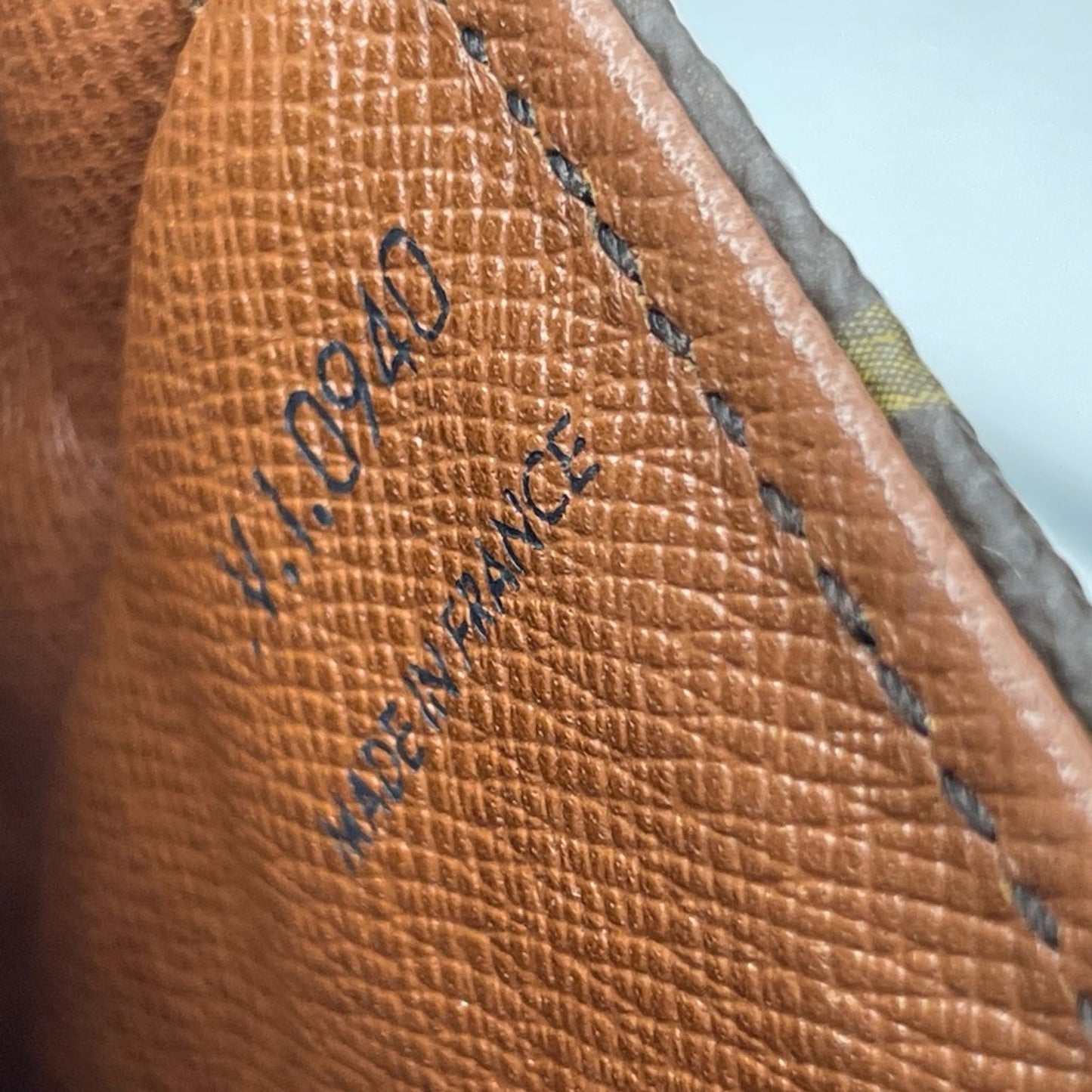Louis Vuitton Monogram Chantilly GM Sling Bag