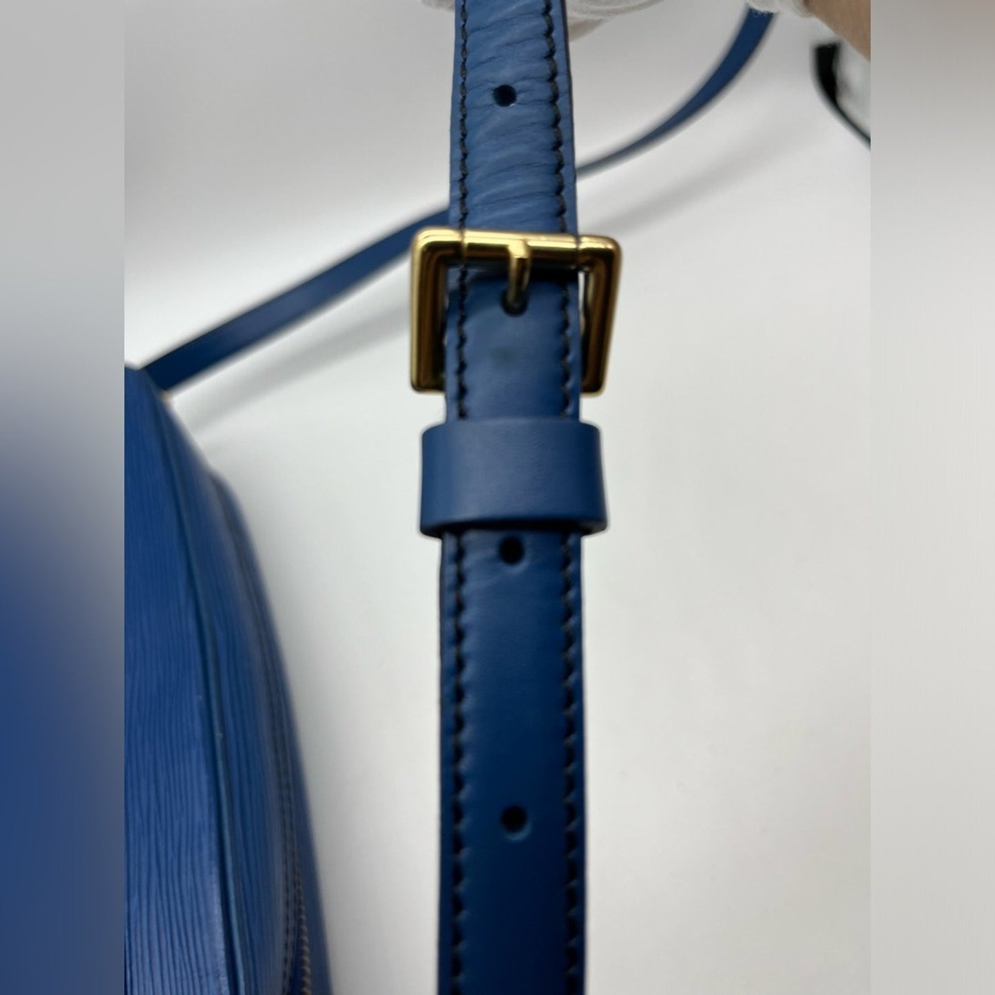 SOLD! Louis Vuitton Jeune Fille Epi Crosbody Bag