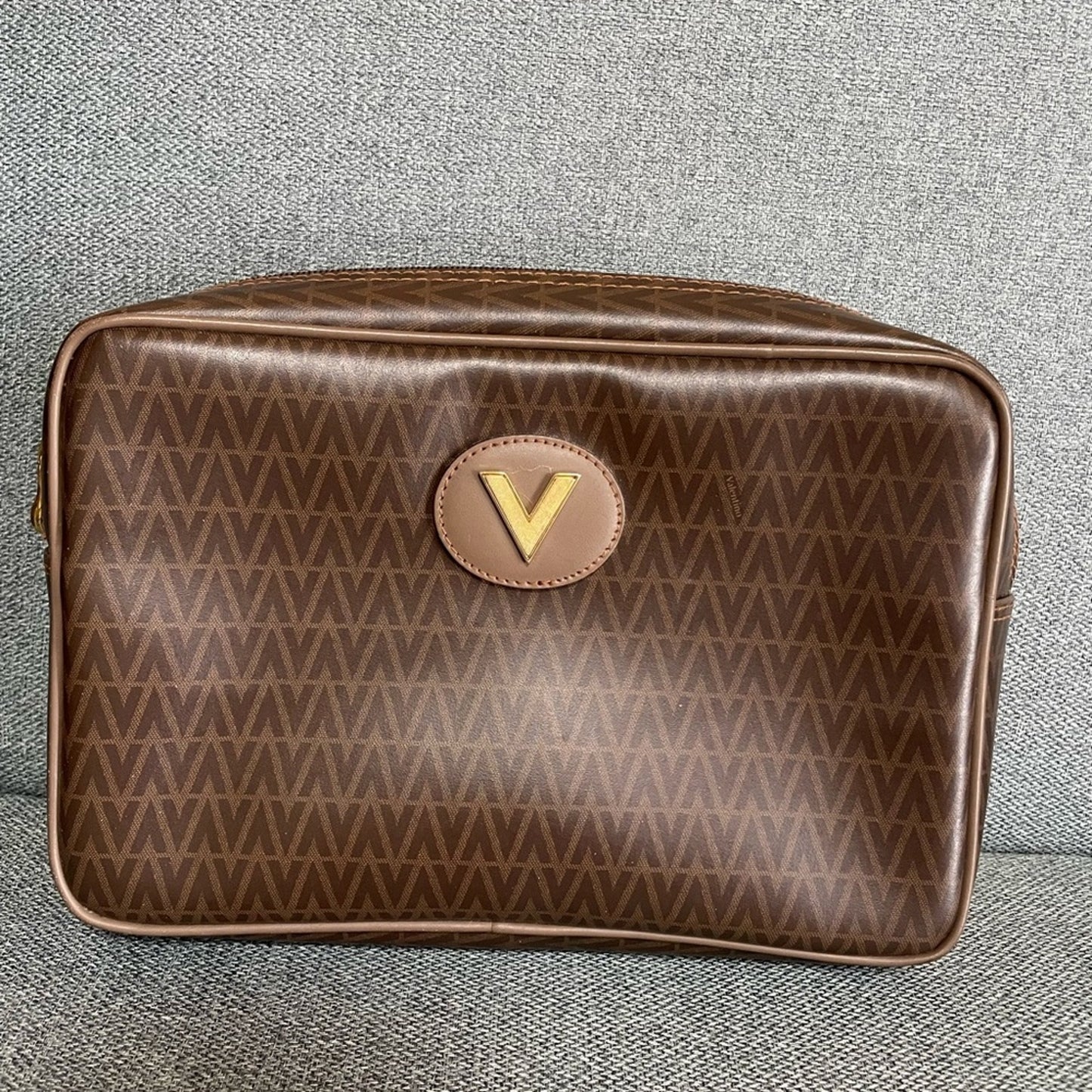 Mario Valentino Clutch V-Emblem