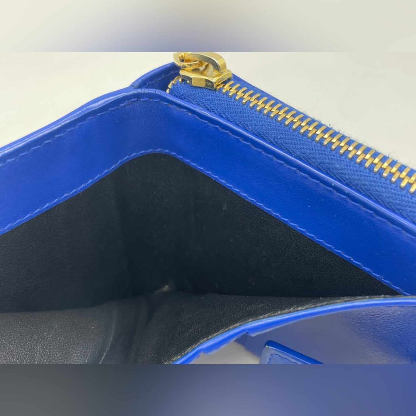 SOLD! Yves Saint Laurent Leather Short Zippy Wallet
