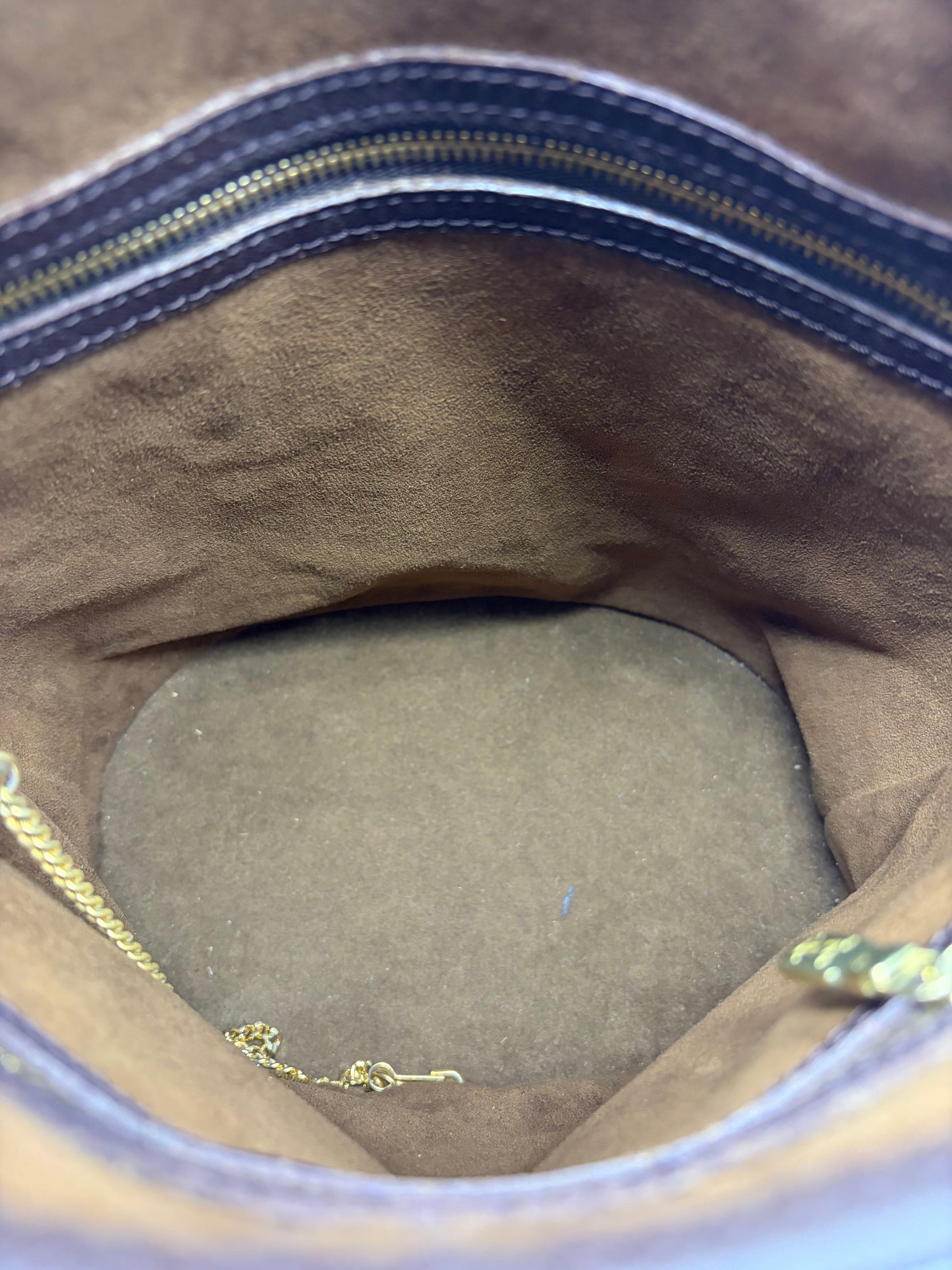 Louis Vuitton Damier Bucket Bag