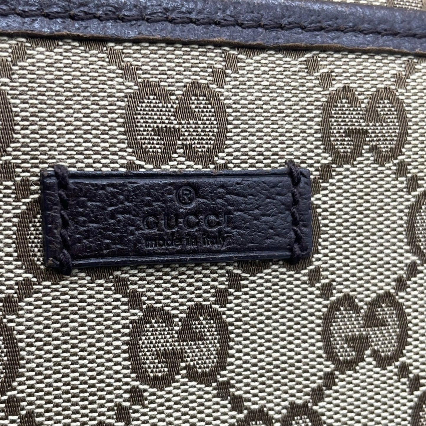 SOLD! Gucci Sling/Crossbody Bag
