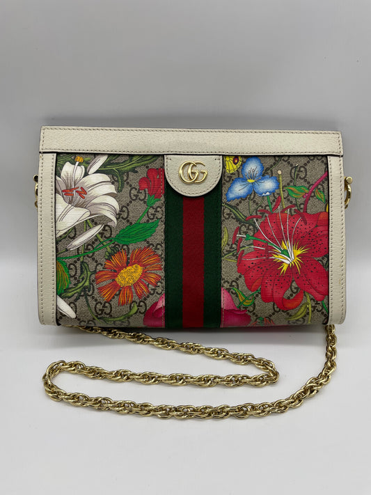 Gucci Supreme Bag