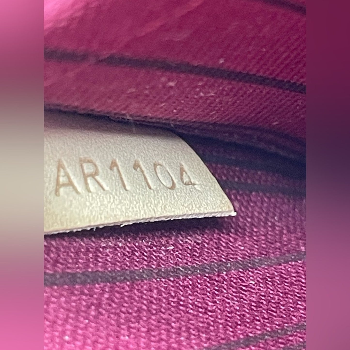 Louis Vuitton Monogram Wrislet Pouch/wallet