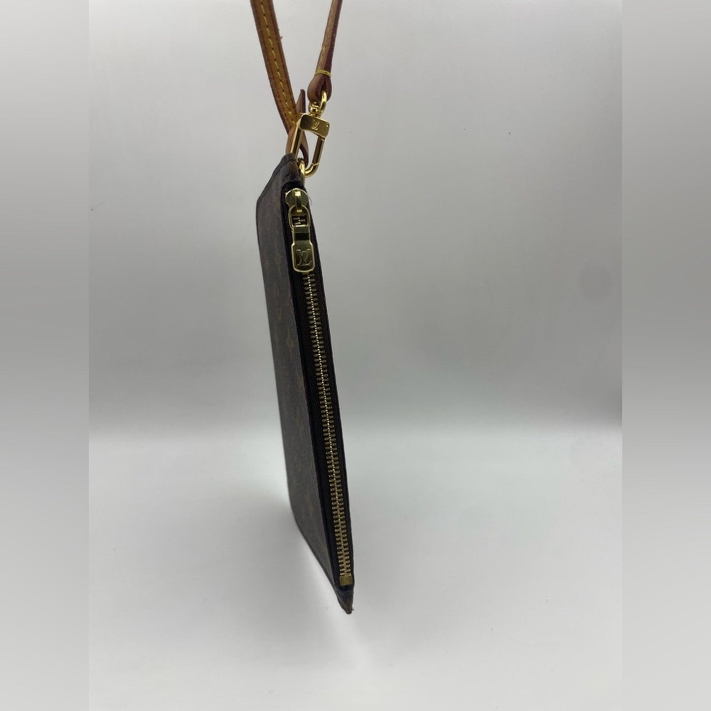 Louis Vuitton Monogram Wrislet Pouch/wallet