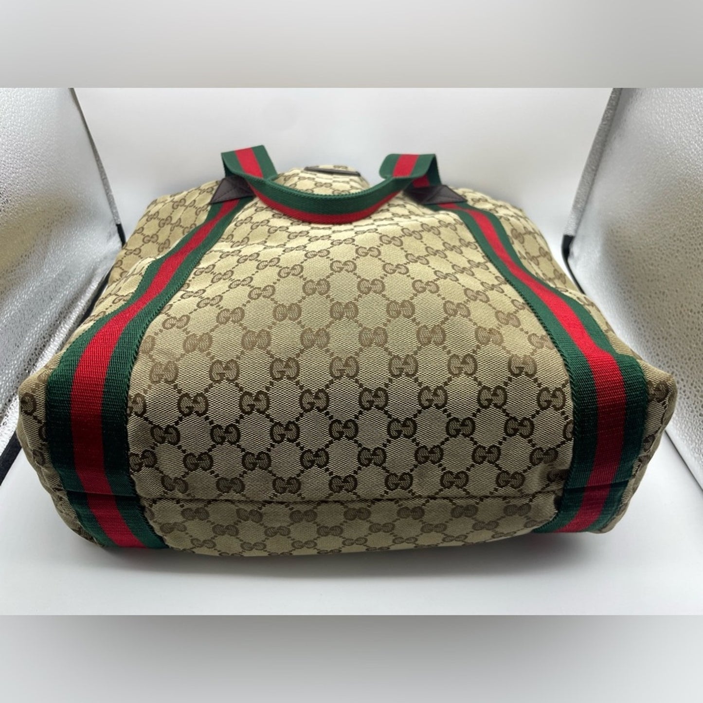 SOLD! Gucci Sherryline Handbag