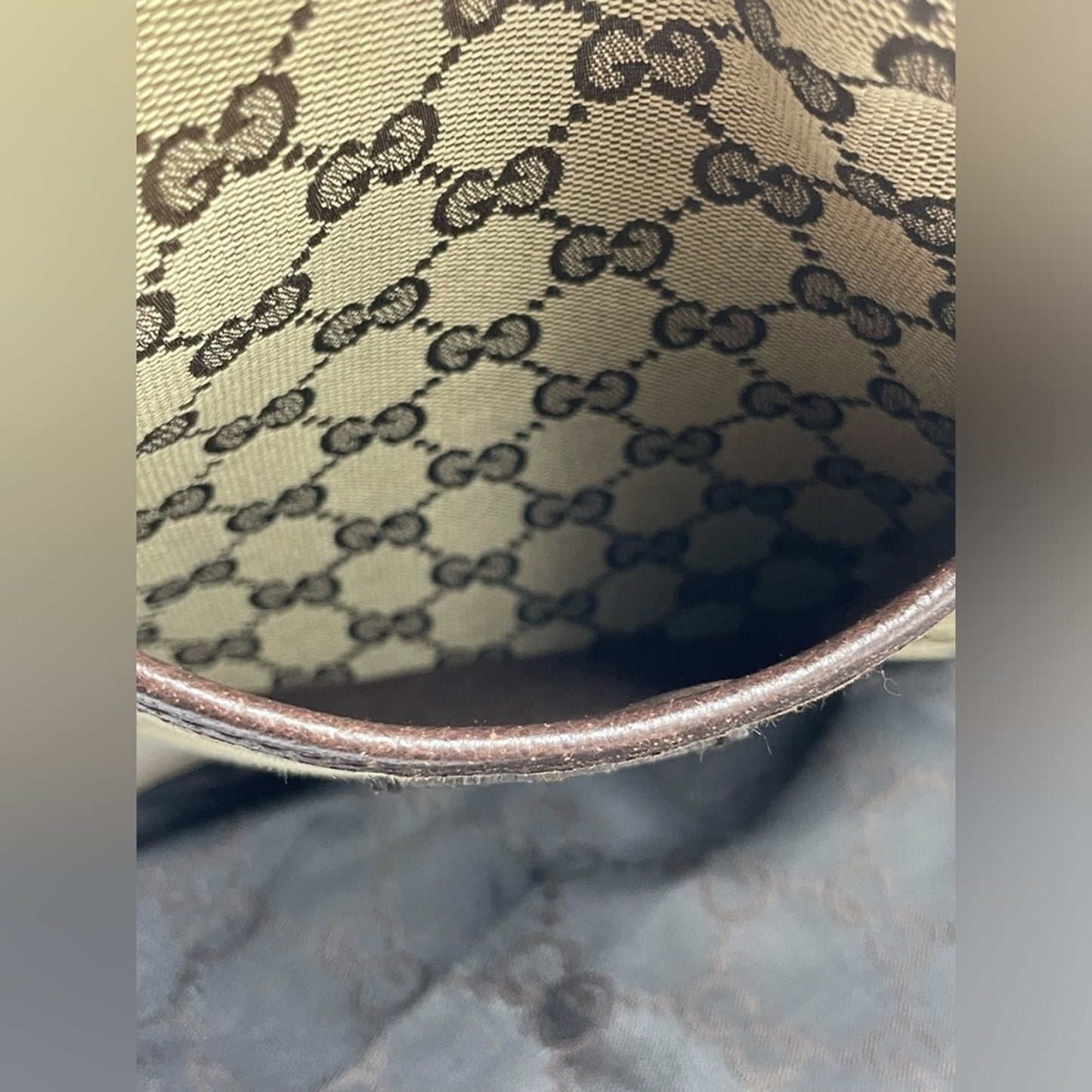SOLD! Gucci Sling/Crossbody Bag