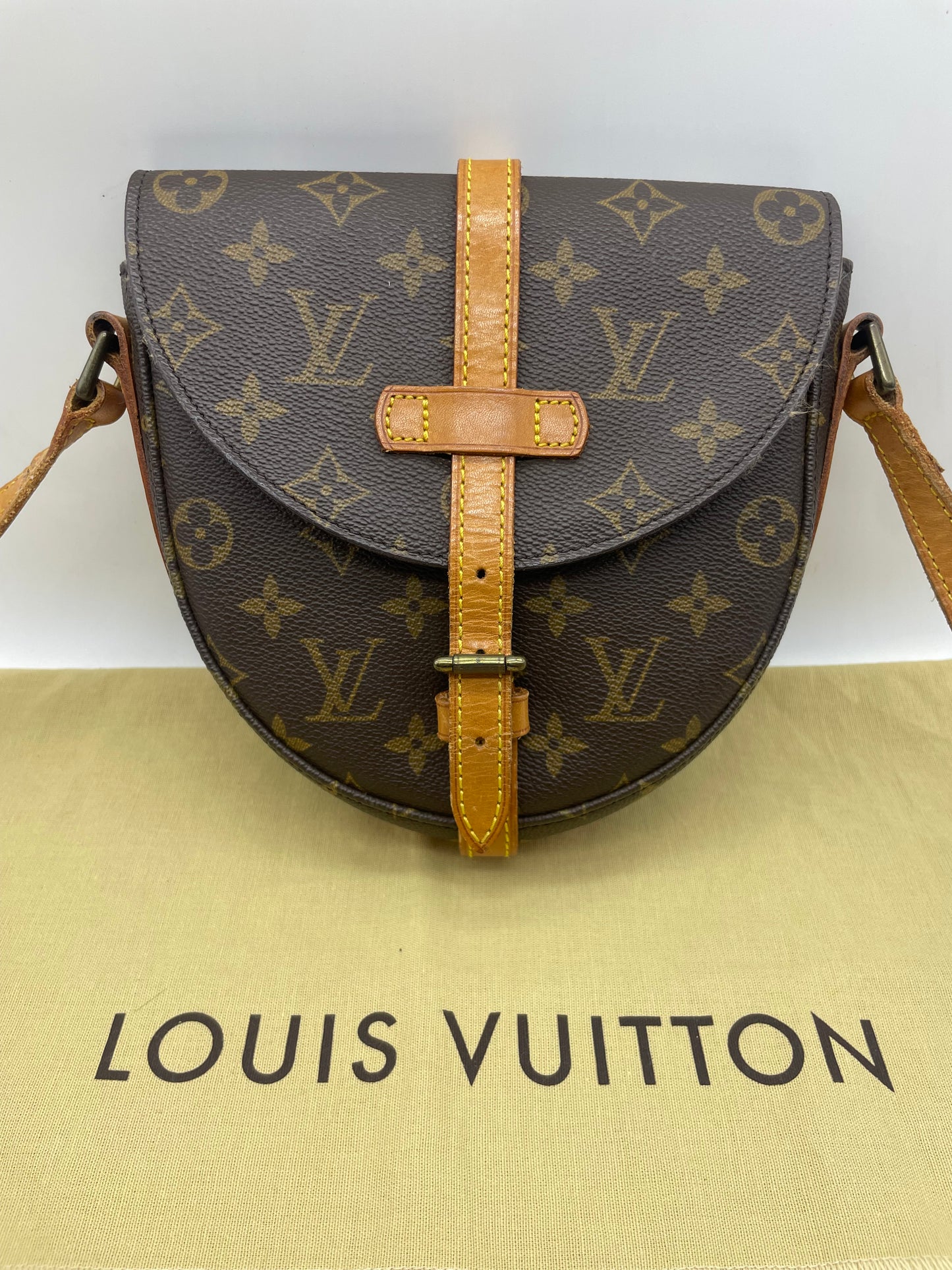 Louis Vuitton Chantilly Sling Bag