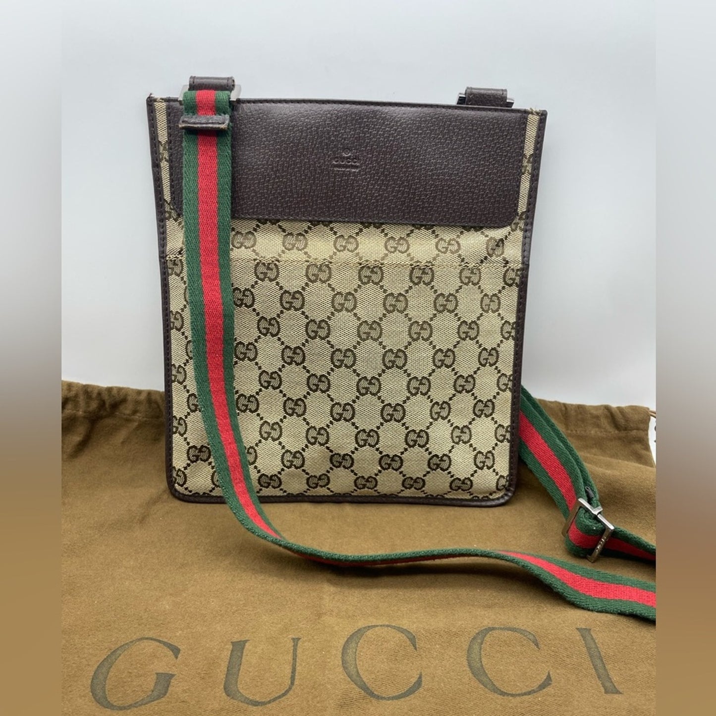SOLD! Gucci Sling/Crossbody Sherryline Bag