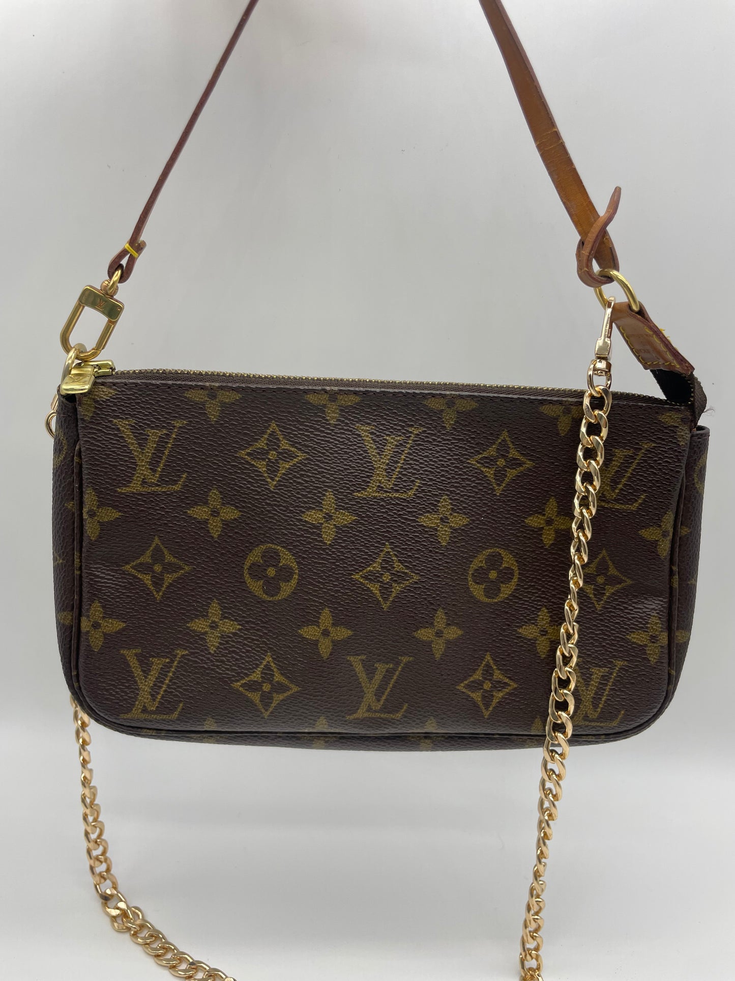 Louis Vuitton Pochette Bag
