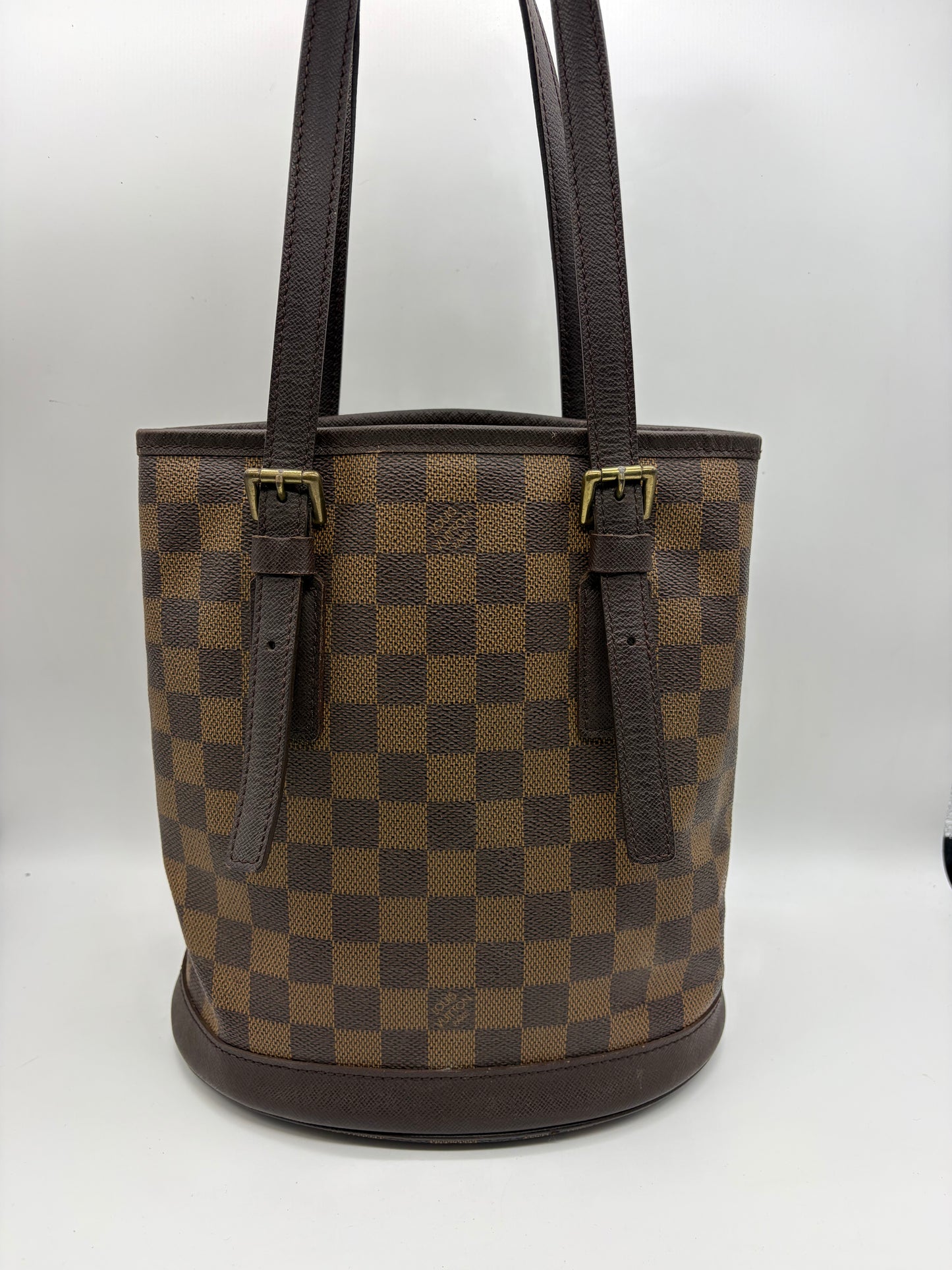Louis Vuitton Damier Bucket Bag