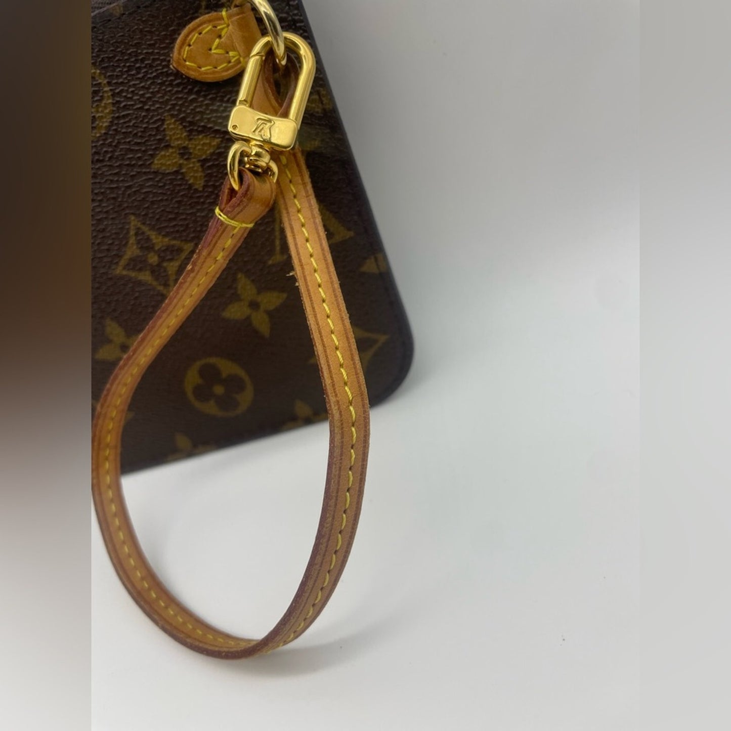 Louis Vuitton Monogram Wrislet Pouch/wallet