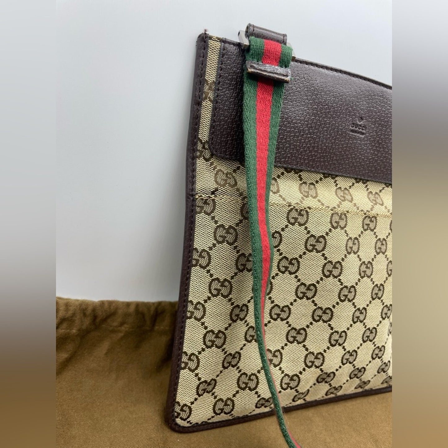 SOLD! Gucci Sling/Crossbody Sherryline Bag