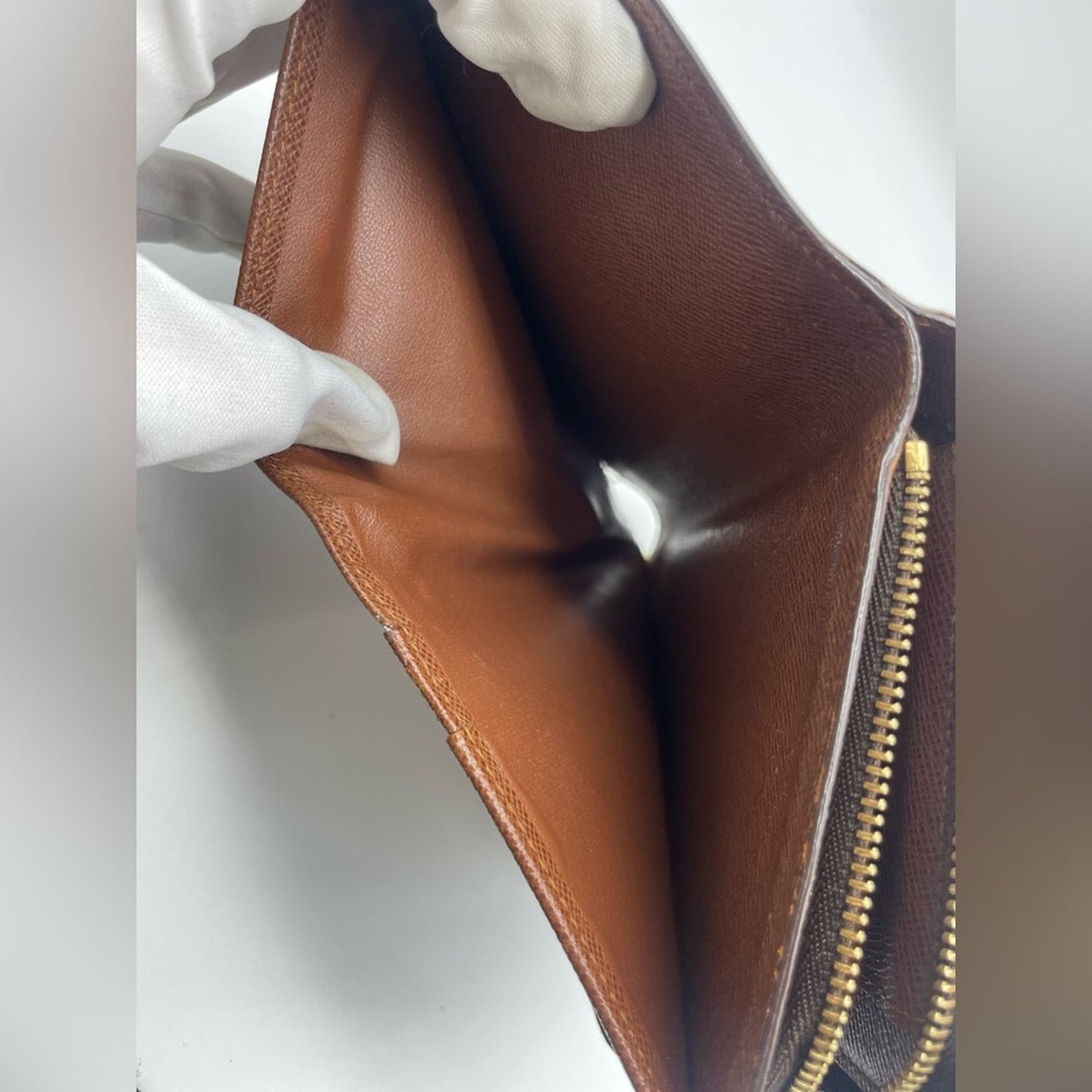 Louis Vuitton Monogram Organizer/Wallet