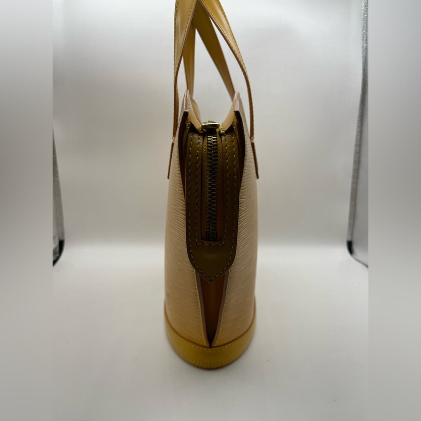 Louis Vuitton Epi Saint Jaques Hand Bag