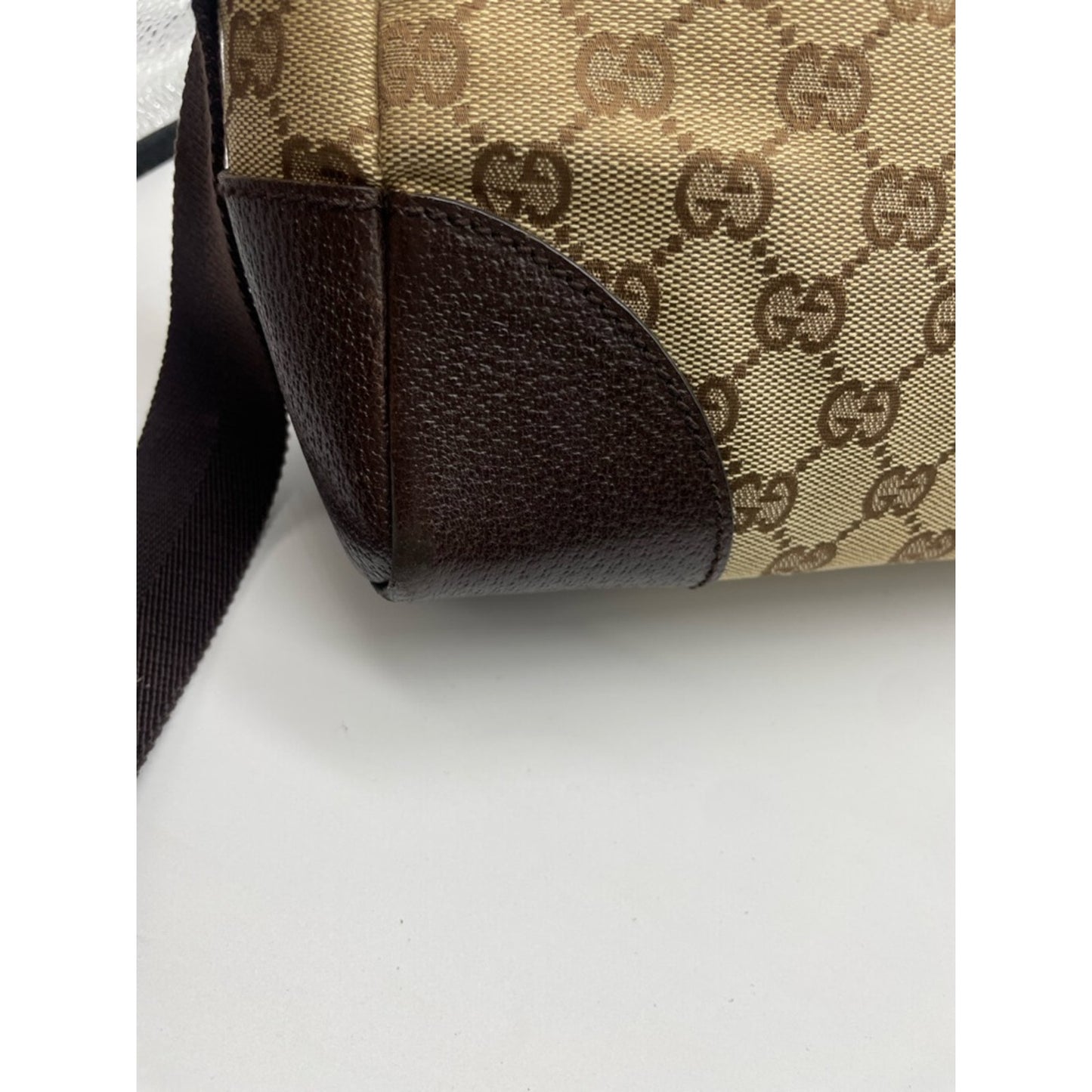 Gucci Canvas Sling/Crossbody Bag