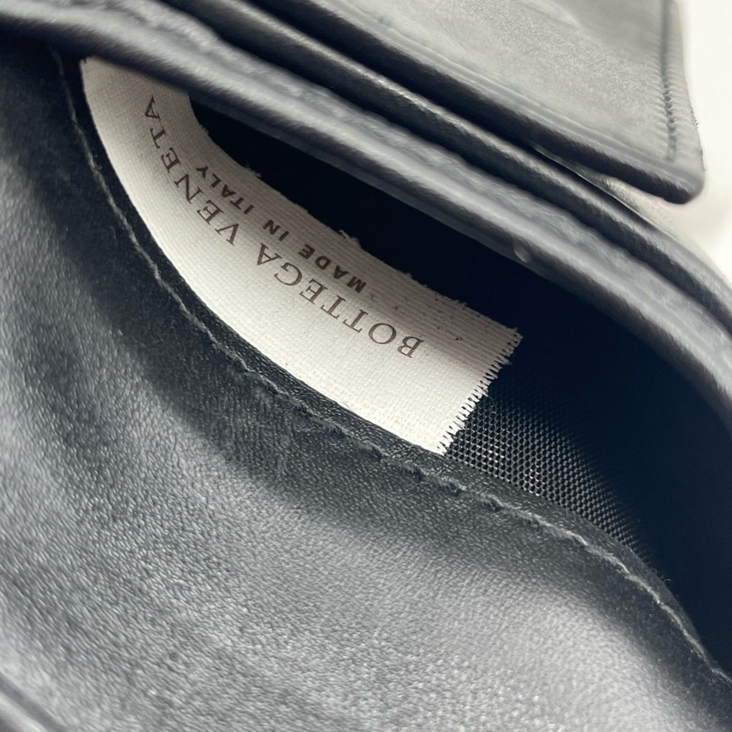 SOLD! Bottega Venetta Bifold Mens Wallet