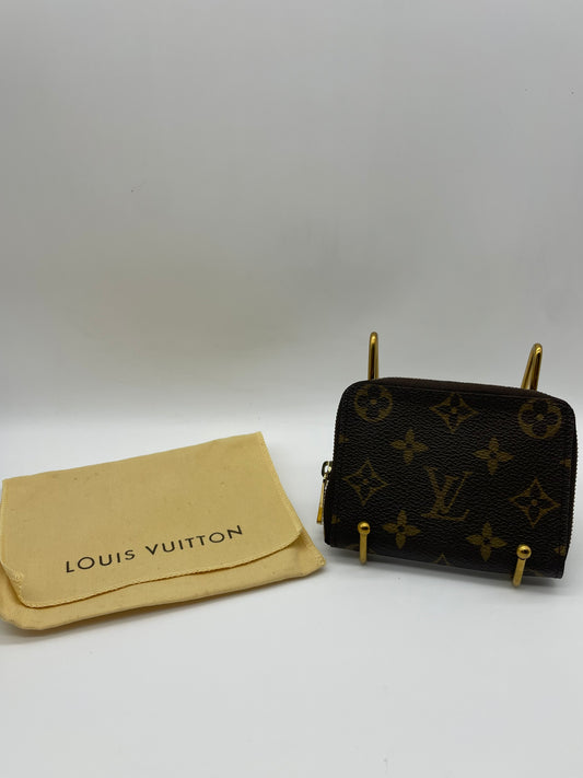 Louis Vuitton Monogram Zippy Wallet