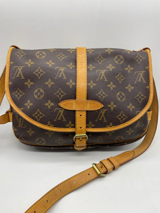 Louis Vuitton Saumur