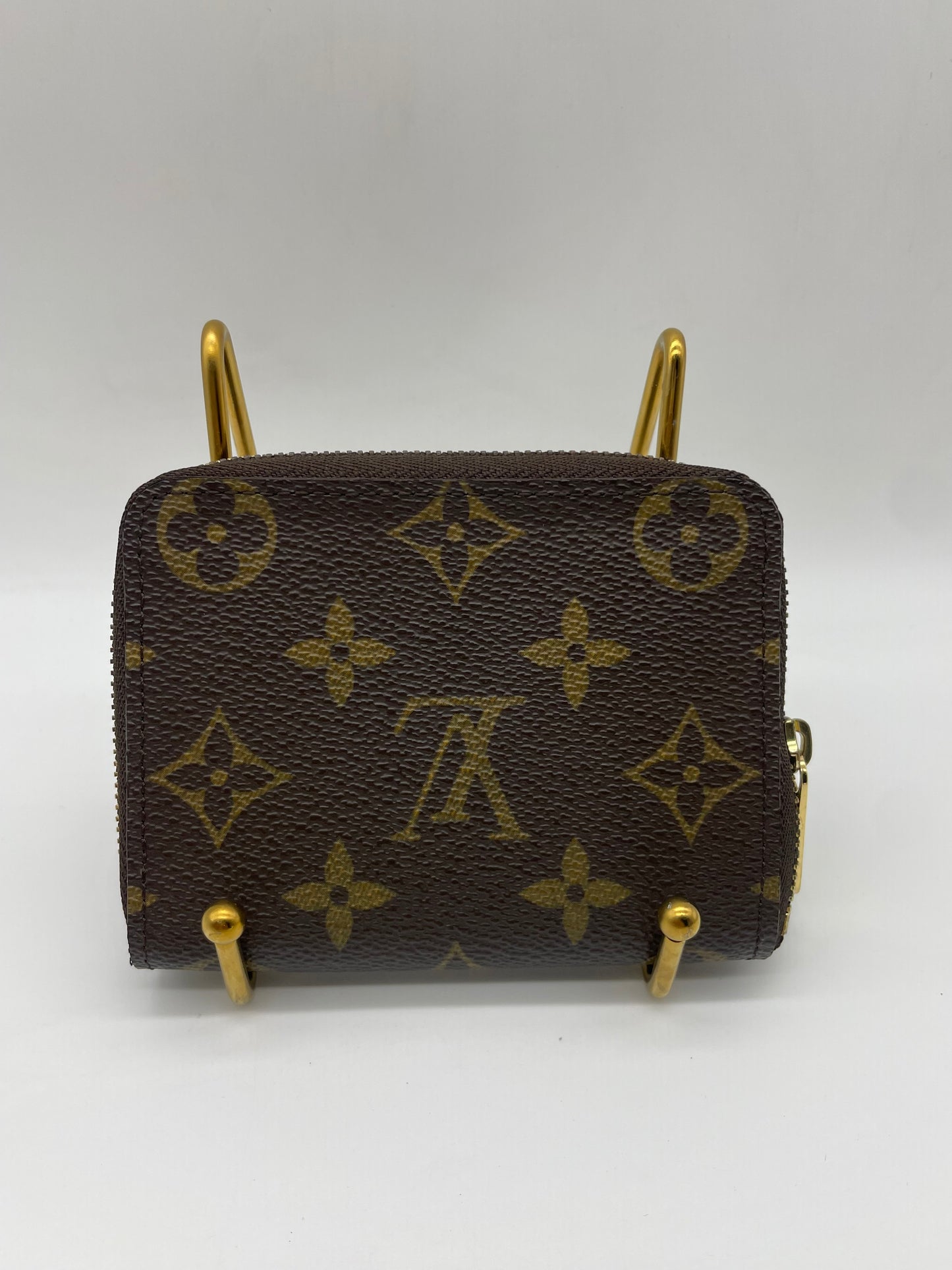 Louis Vuitton Monogram Zippy Wallet