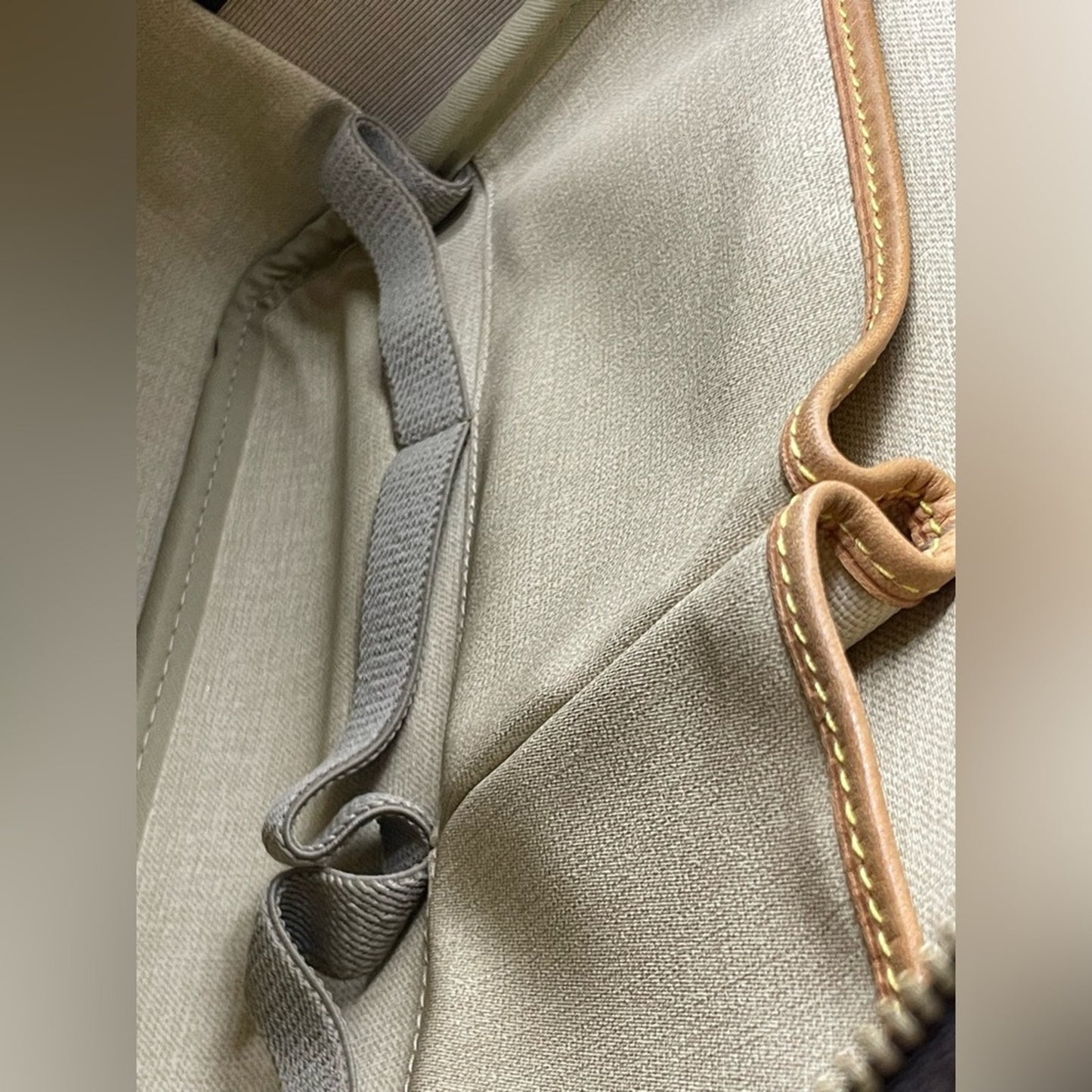 Louis Vuitton Monogram Deauville Hand Bag