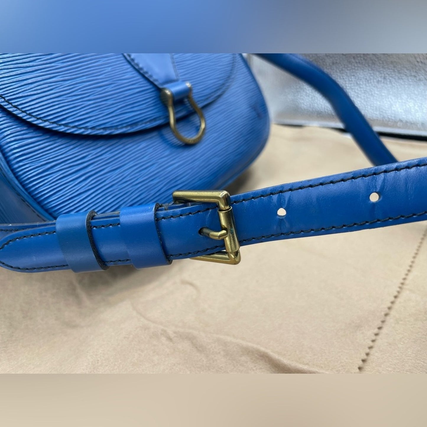 Louis Vuitton Epi Saint Cloud Sling Bag