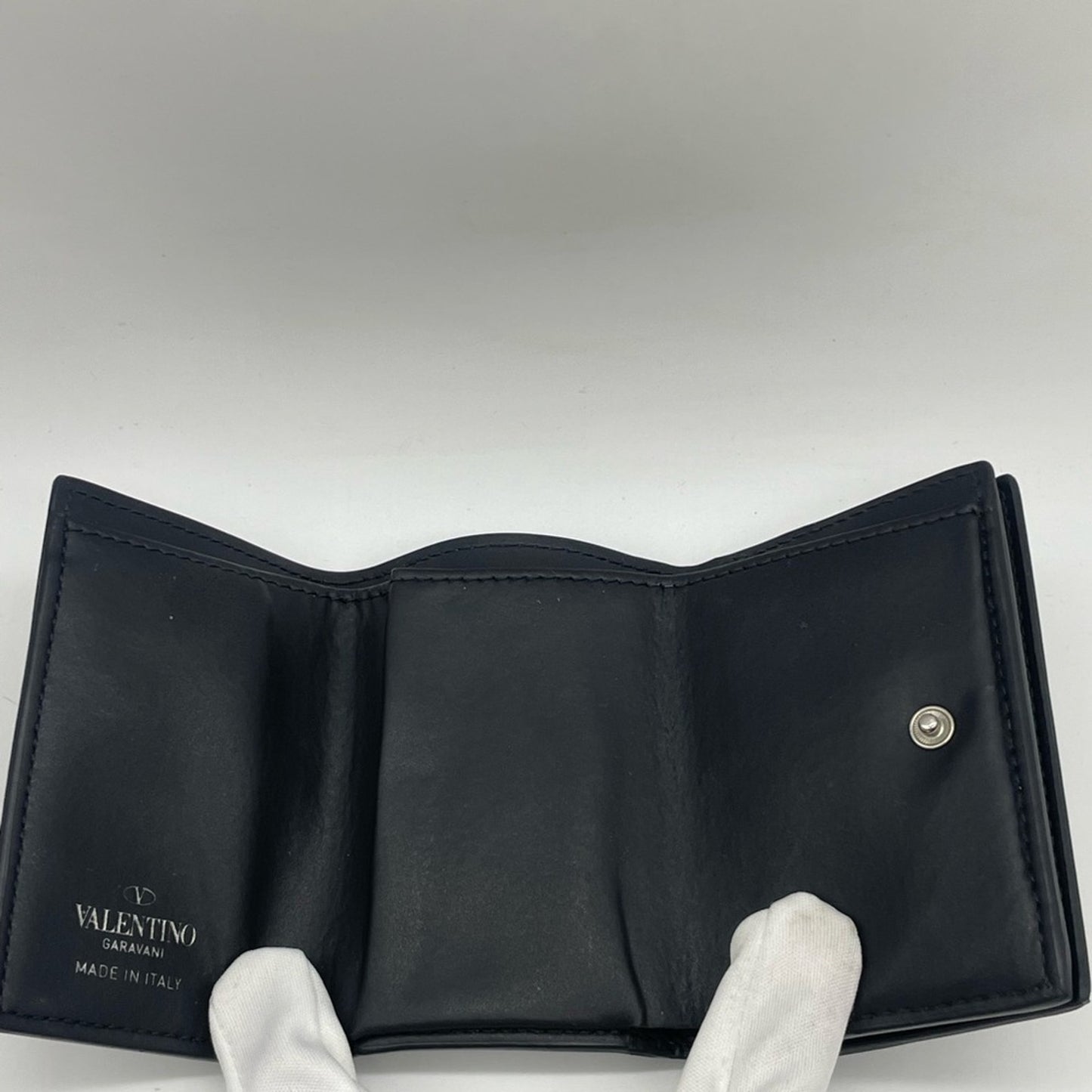 Valentino Garavani Black Leather Short wallet