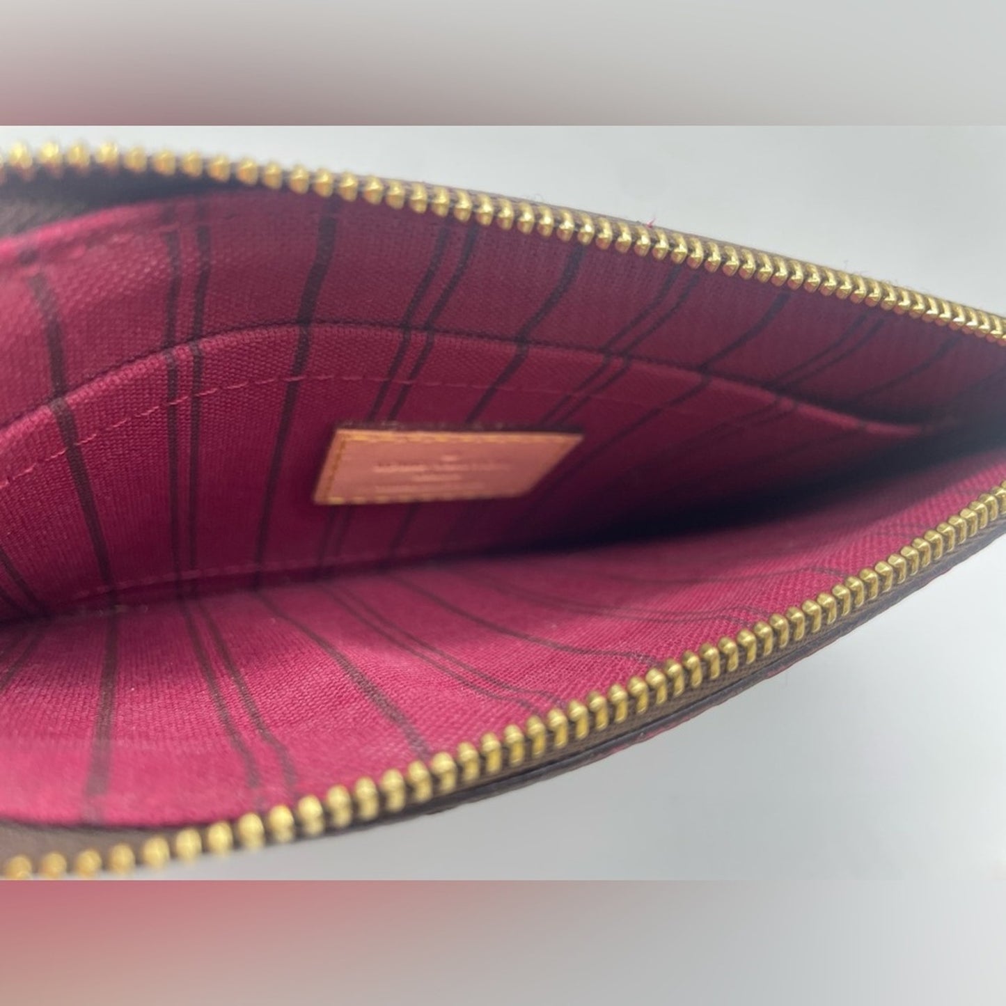 Louis Vuitton Monogram Wrislet Pouch/wallet