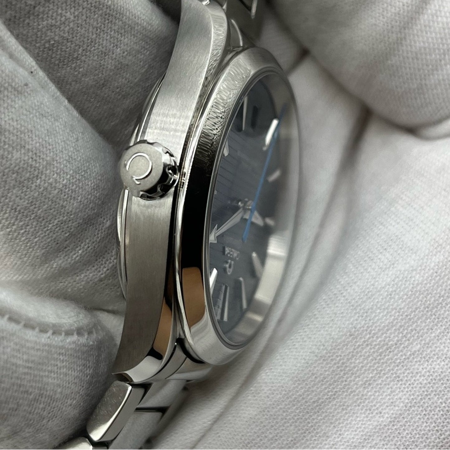 SOLD! Omega Seamaster Aqua Terra Co-Axial Master Chronometer Watch