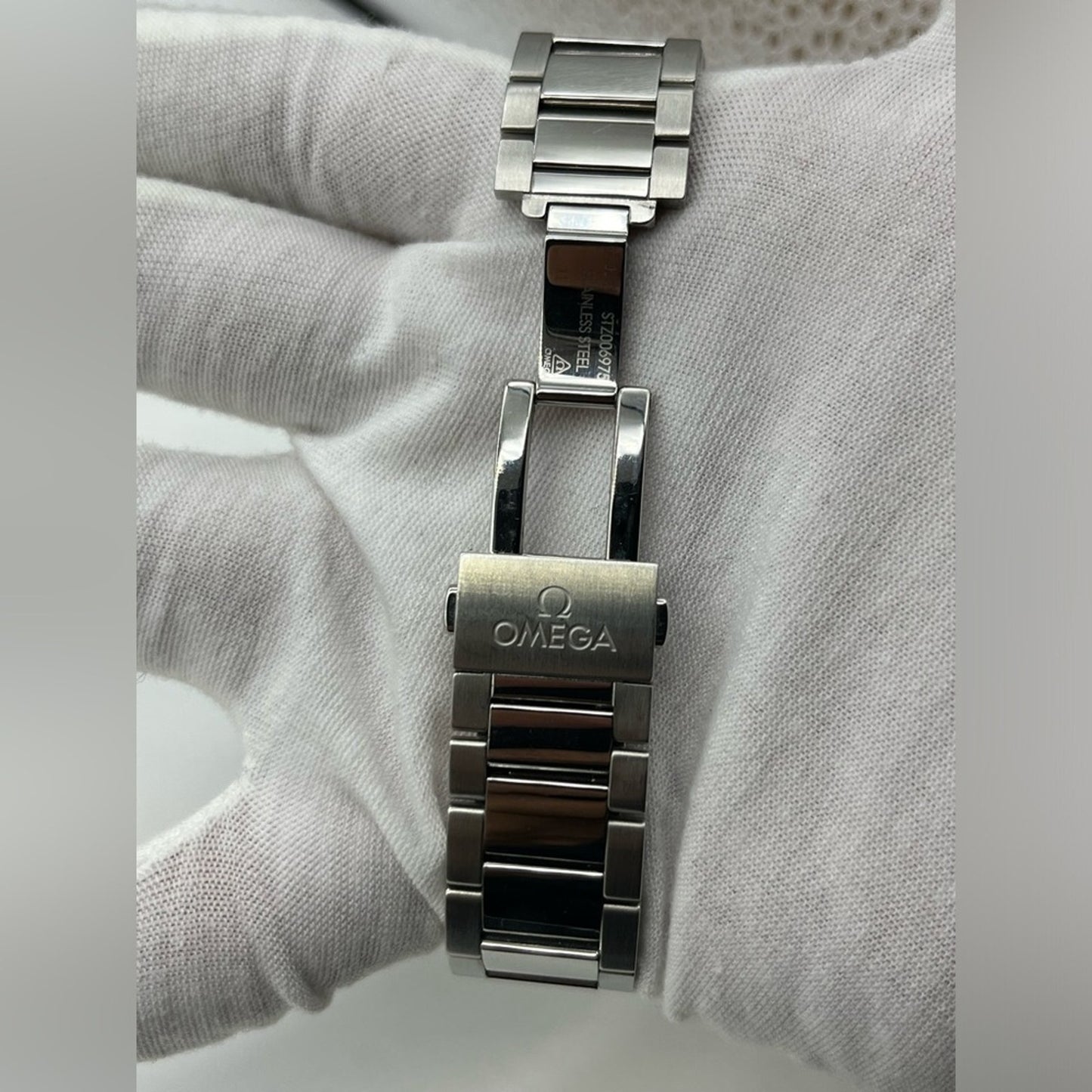 SOLD! Omega Seamaster Aqua Terra Co-Axial Master Chronometer Watch