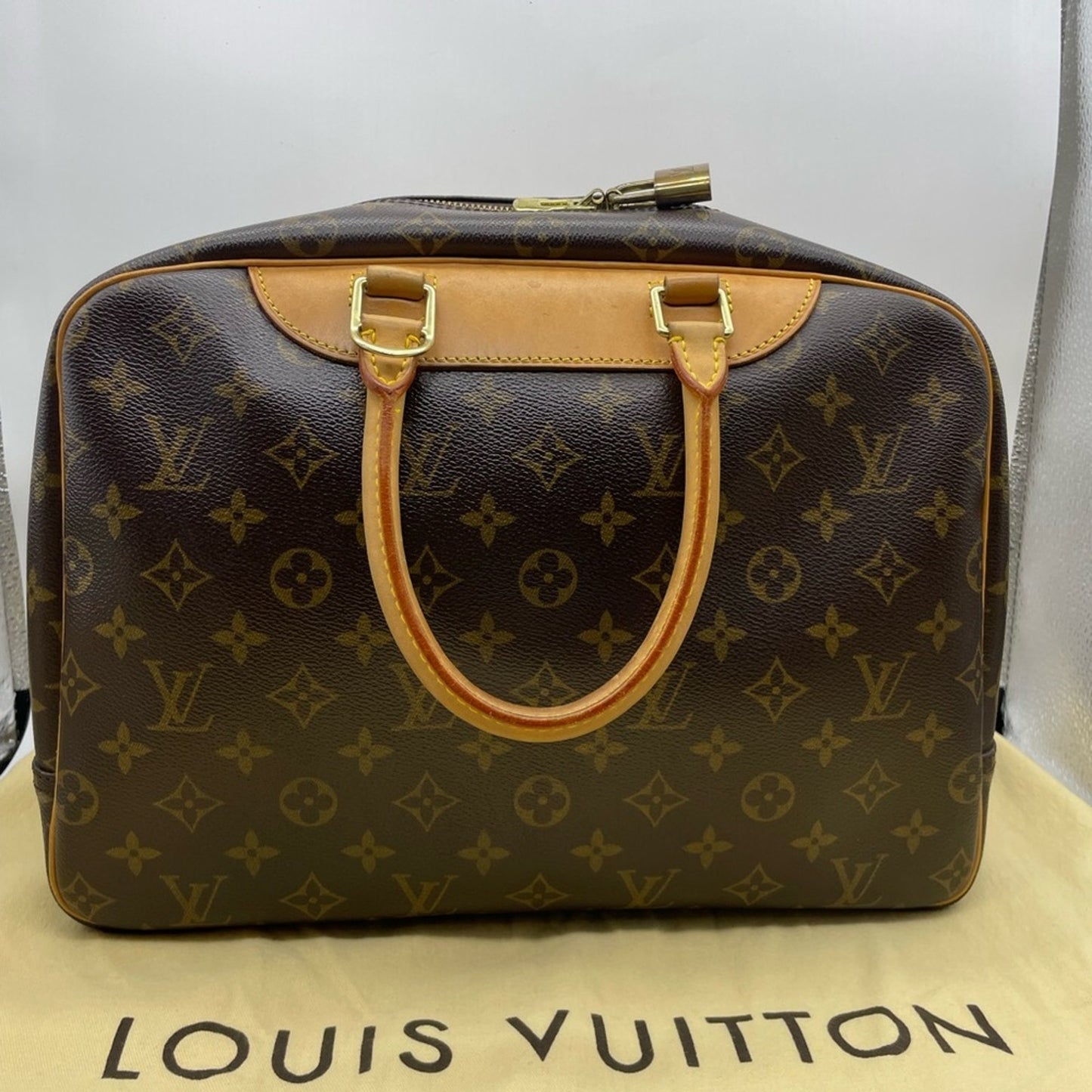 Louis Vuitton Monogram Deauville Hand Bag