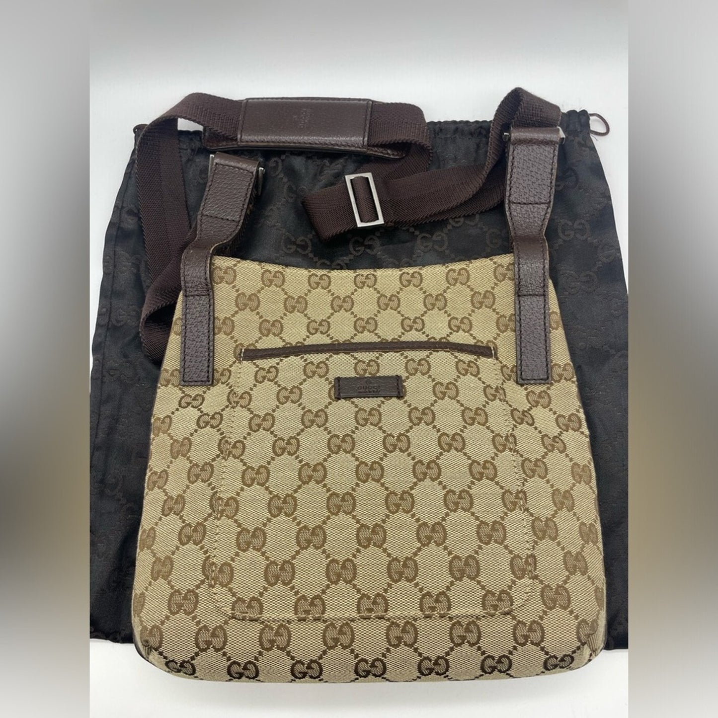 SOLD! Gucci Sling/Crossbody Bag
