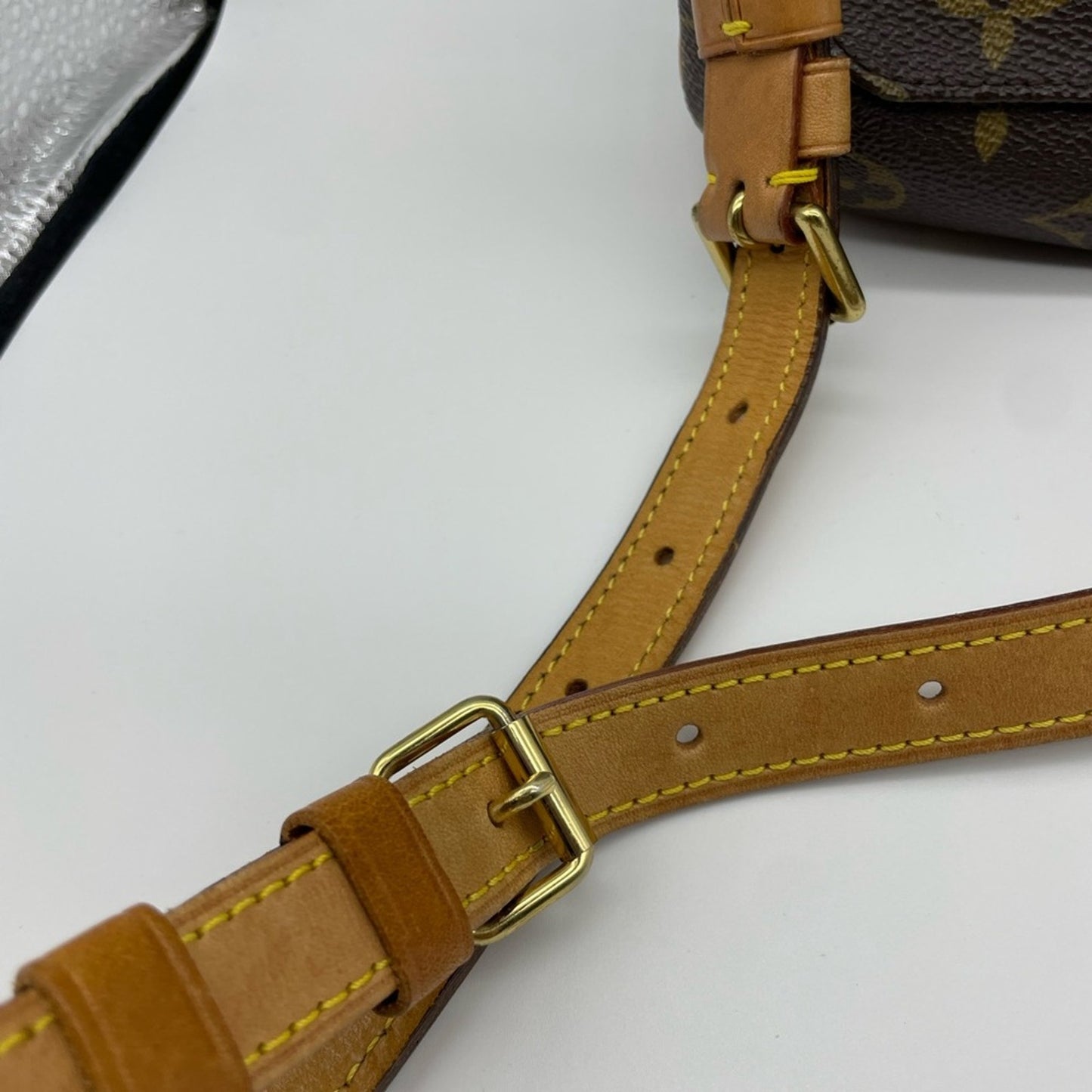 SOLD! Louis Vuitton Musette Crossbody Bag