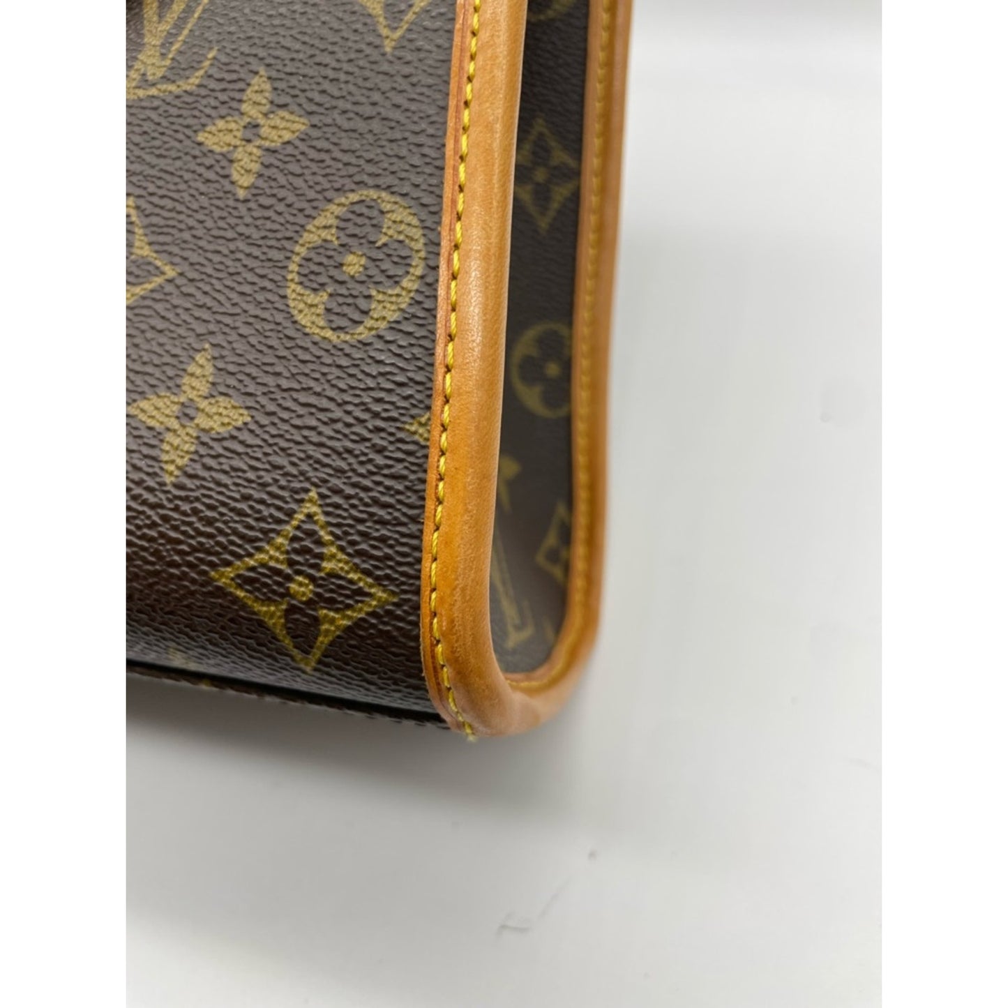 Louis Vuitton Bel Air Bag