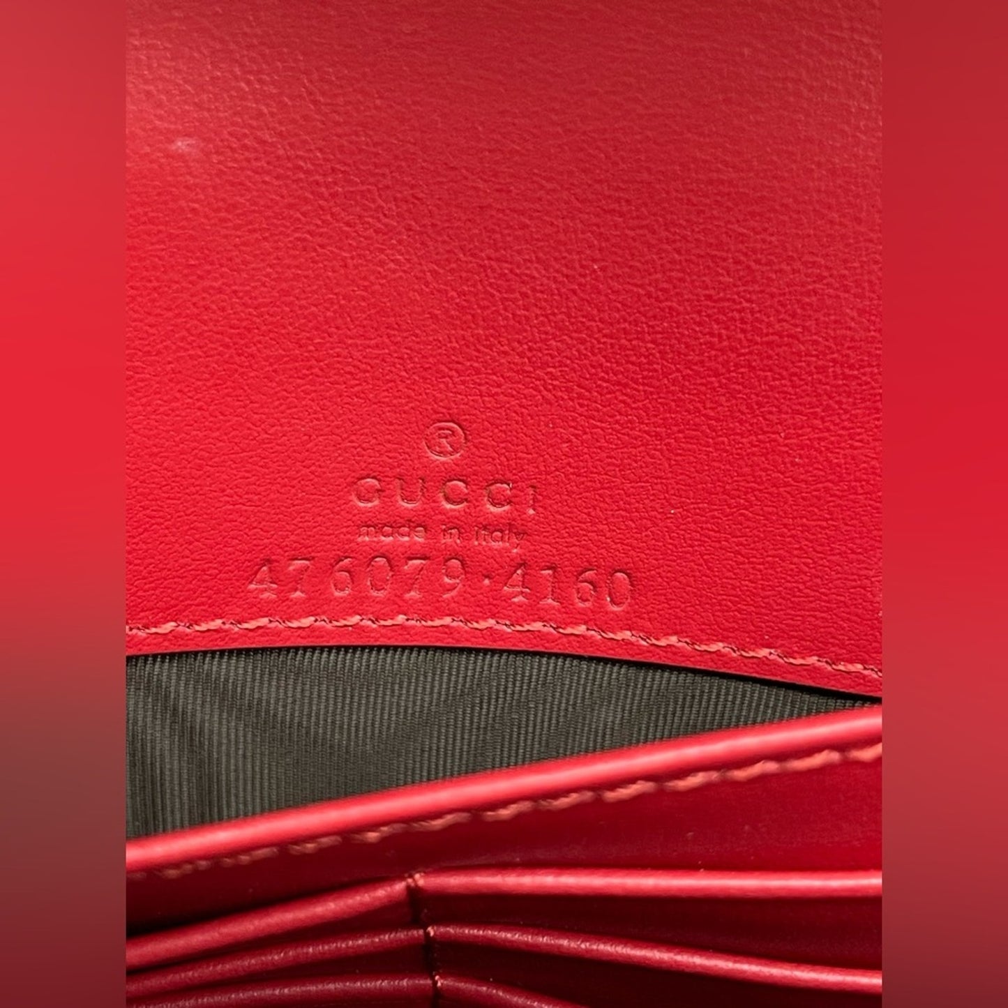 Gucci Bee Wallet/Clutch on Chain