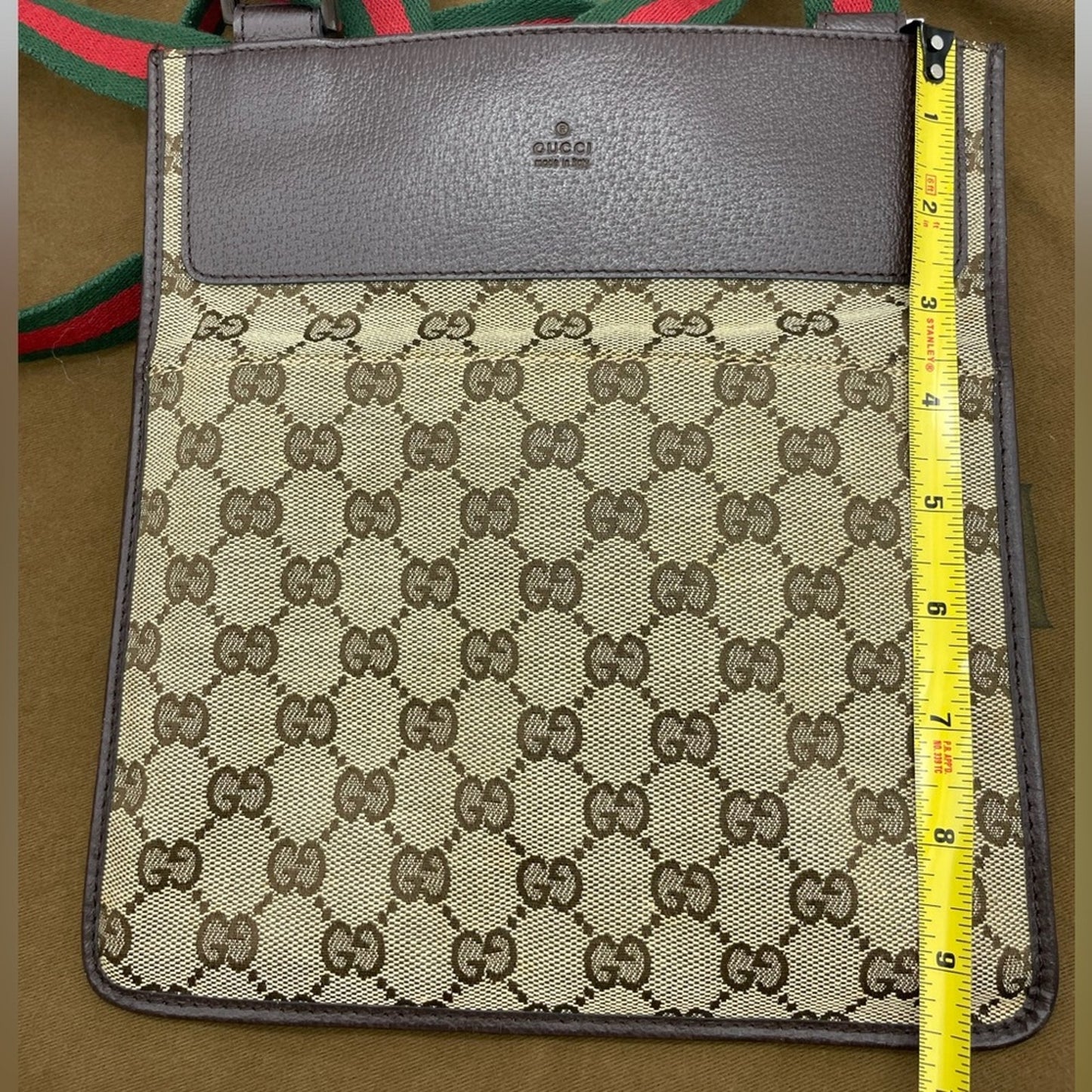 SOLD! Gucci Sling/Crossbody Sherryline Bag