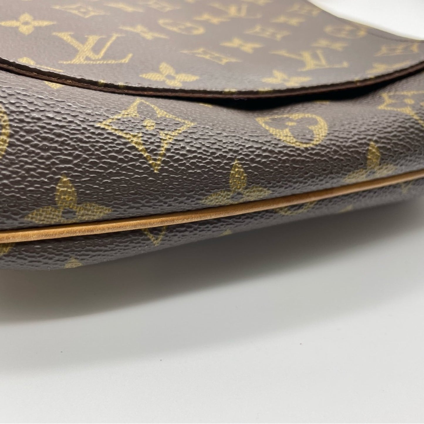 SOLD! Louis Vuitton Musette Crossbody Bag