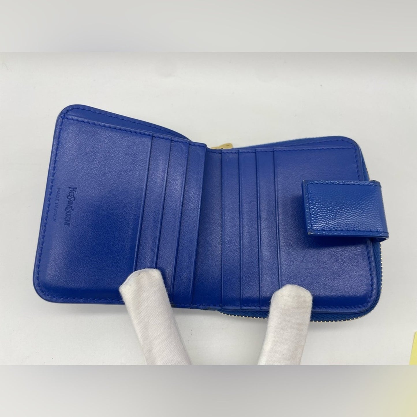 SOLD! Yves Saint Laurent Leather Short Zippy Wallet