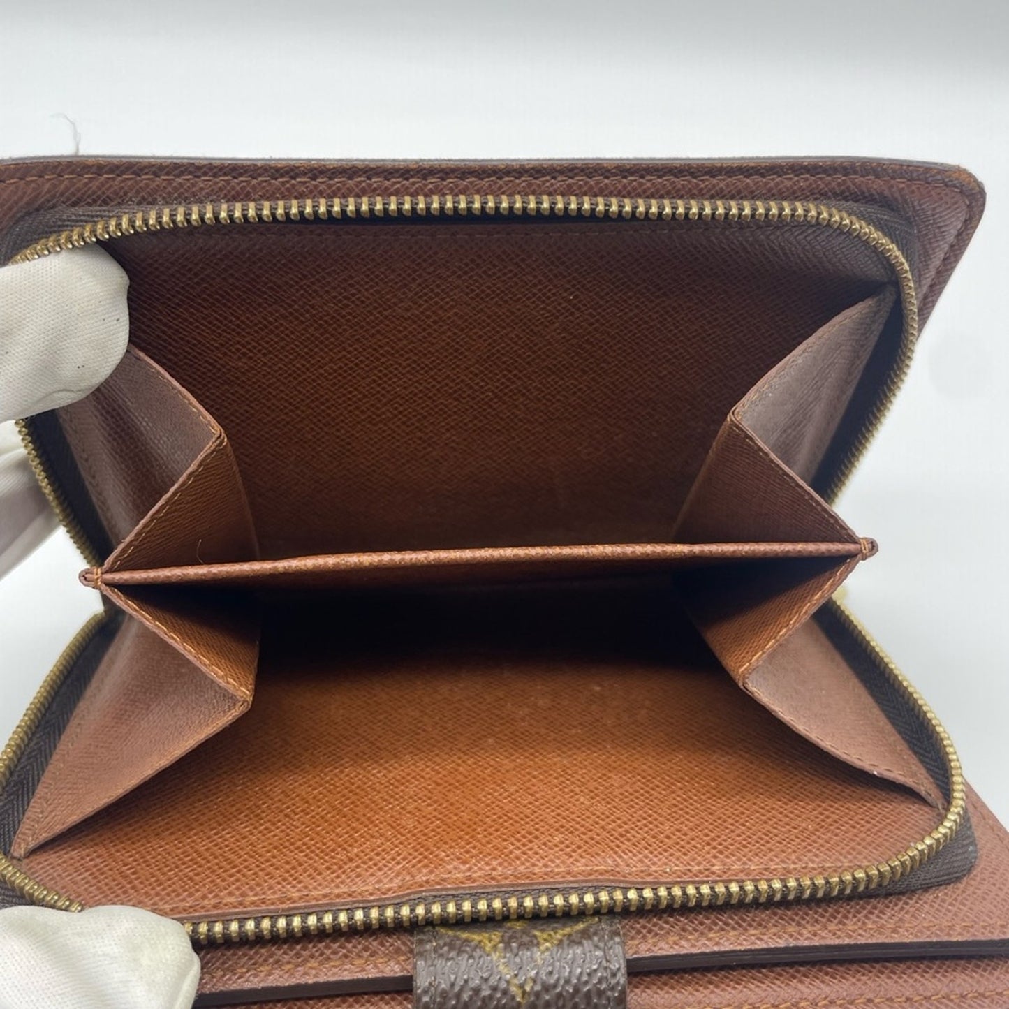 Louis Vuitton Monogram Organizer/Wallet